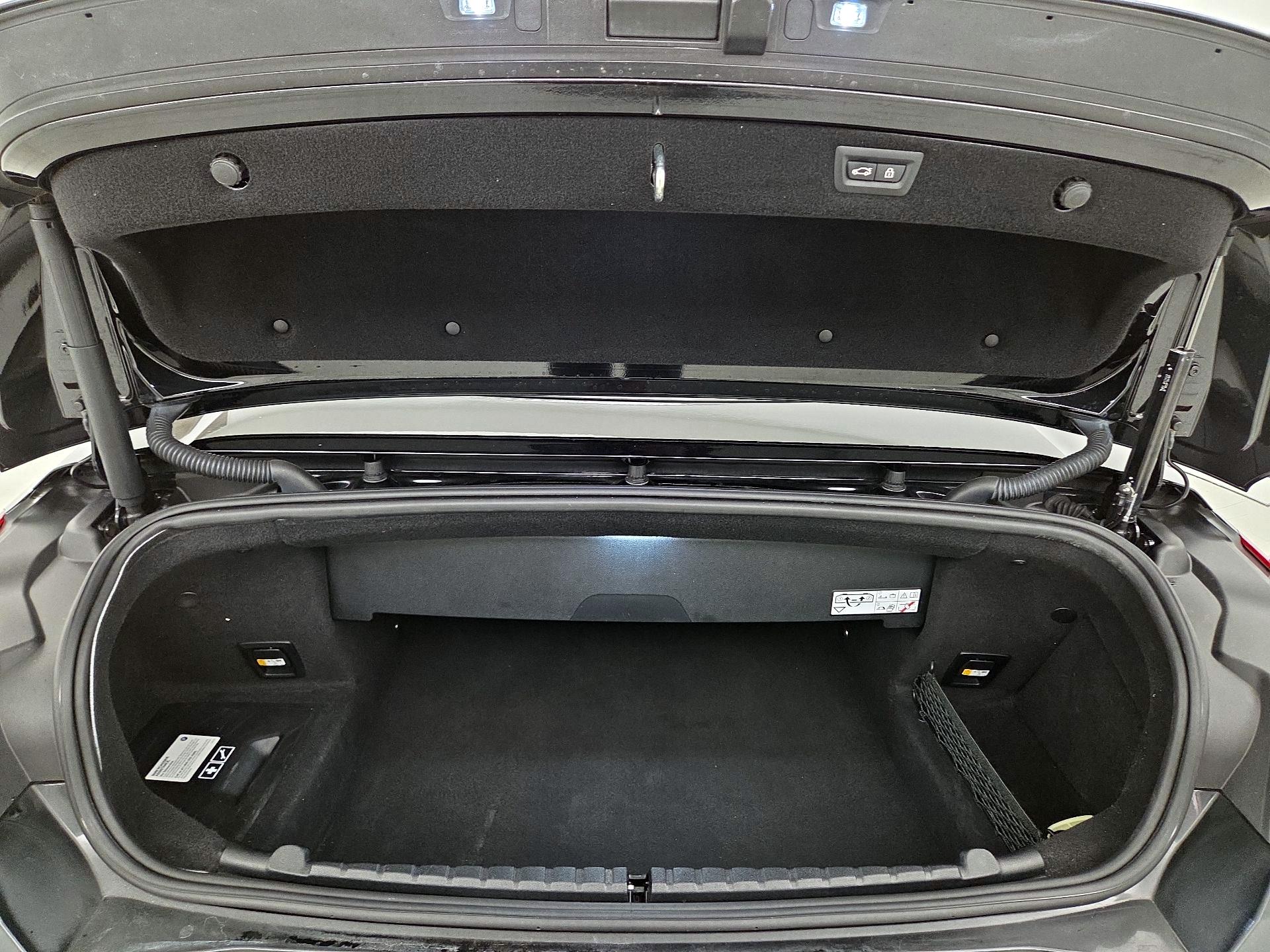 Thumbnail: 2020 BMW M8 - 20