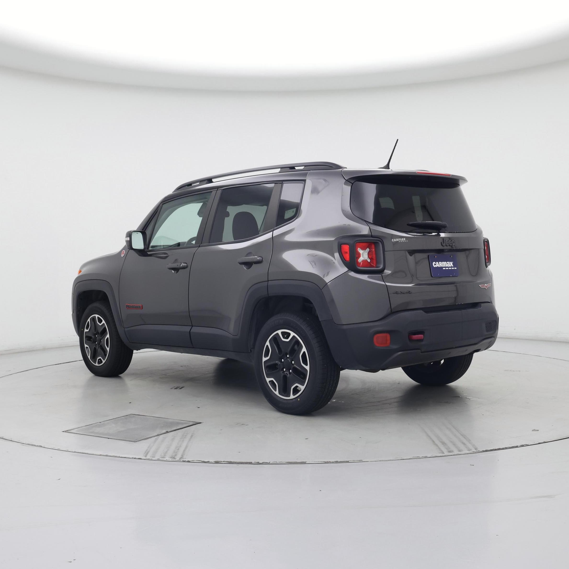 Thumbnail: 2017 Jeep Renegade - 2