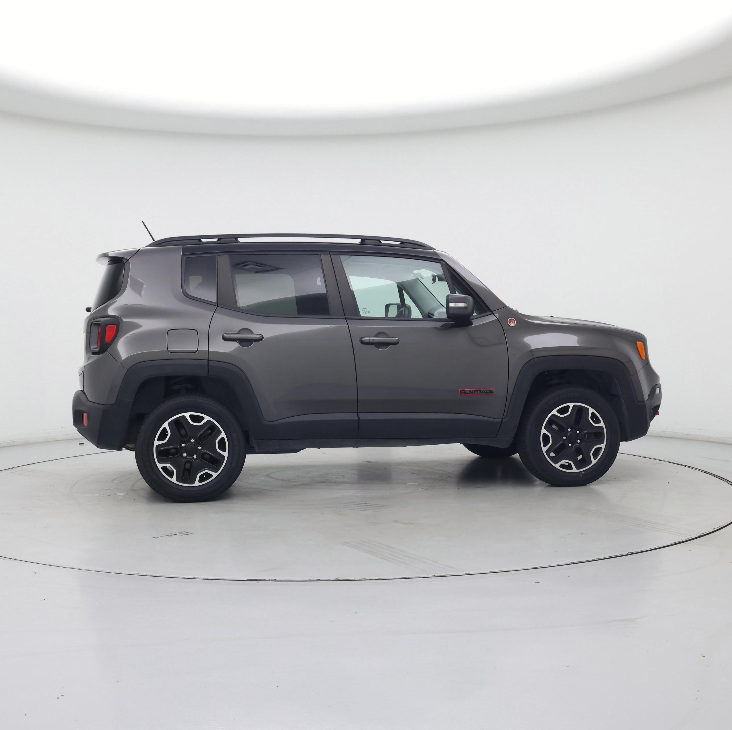 Thumbnail: 2017 Jeep Renegade - 7