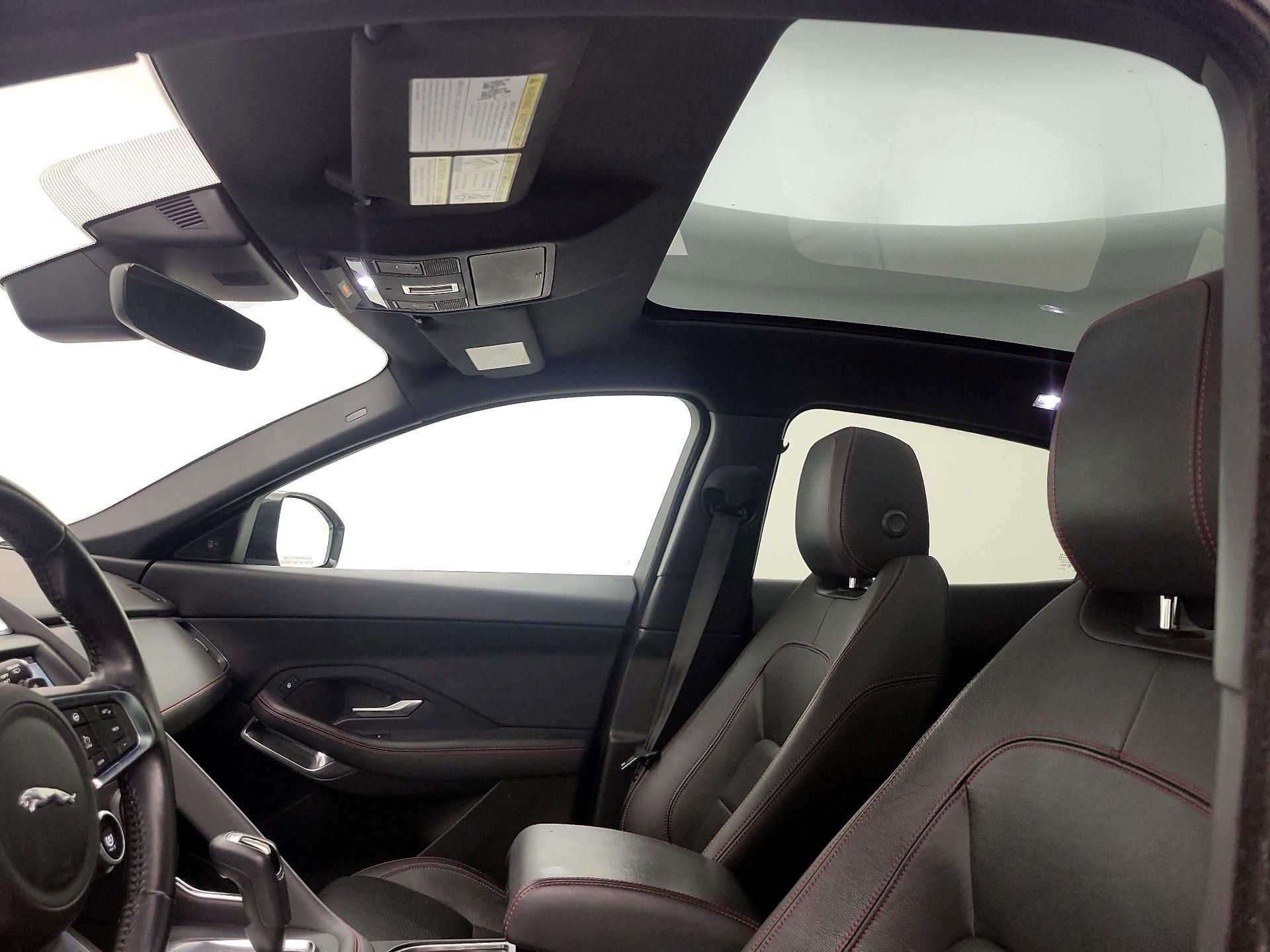Thumbnail: 2020 Jaguar E-Pace - 17