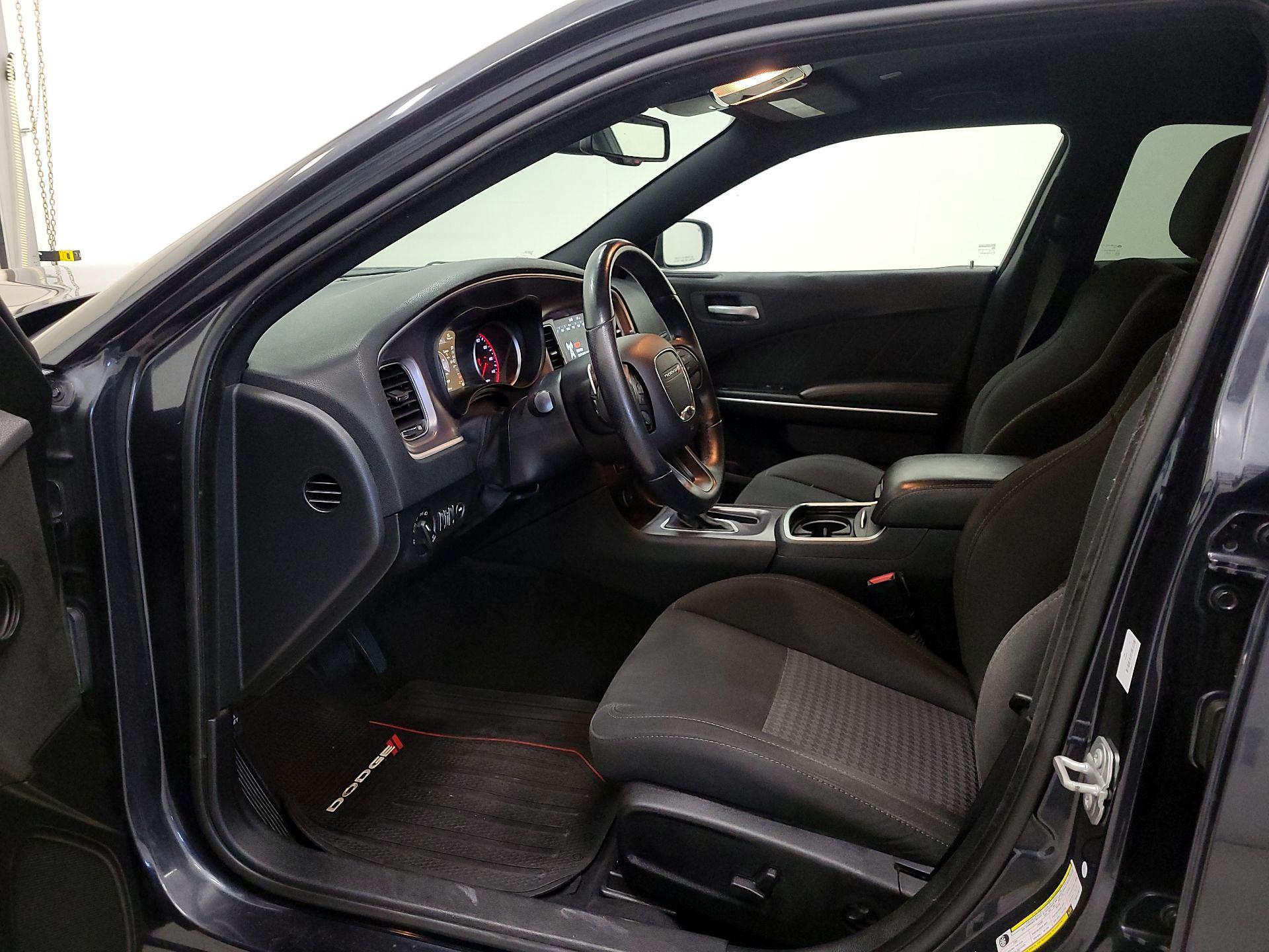 Thumbnail: 2019 Dodge Charger - 11