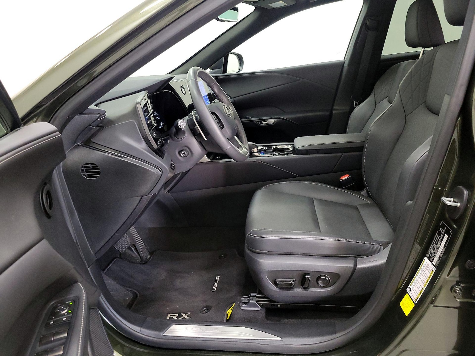 2025 Lexus RX 350 - Photo 12