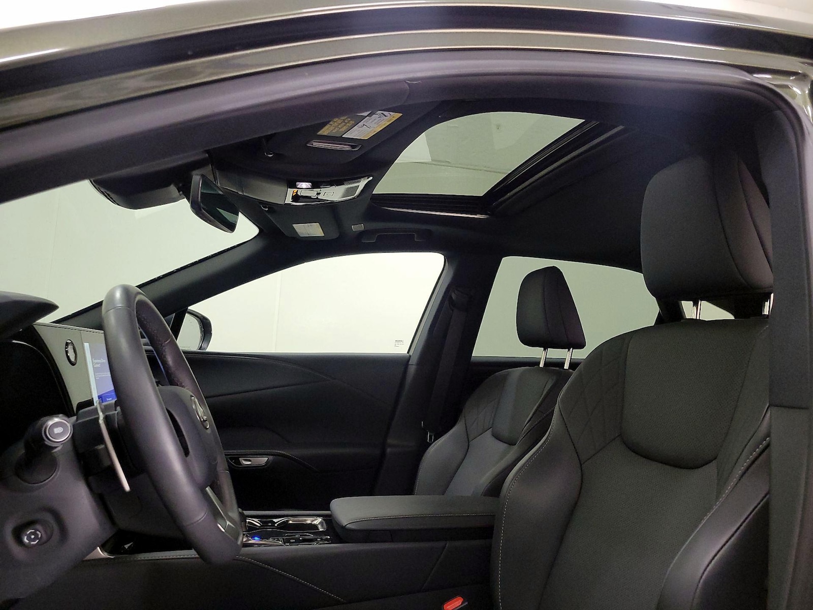 2025 Lexus RX 350 - Photo 20