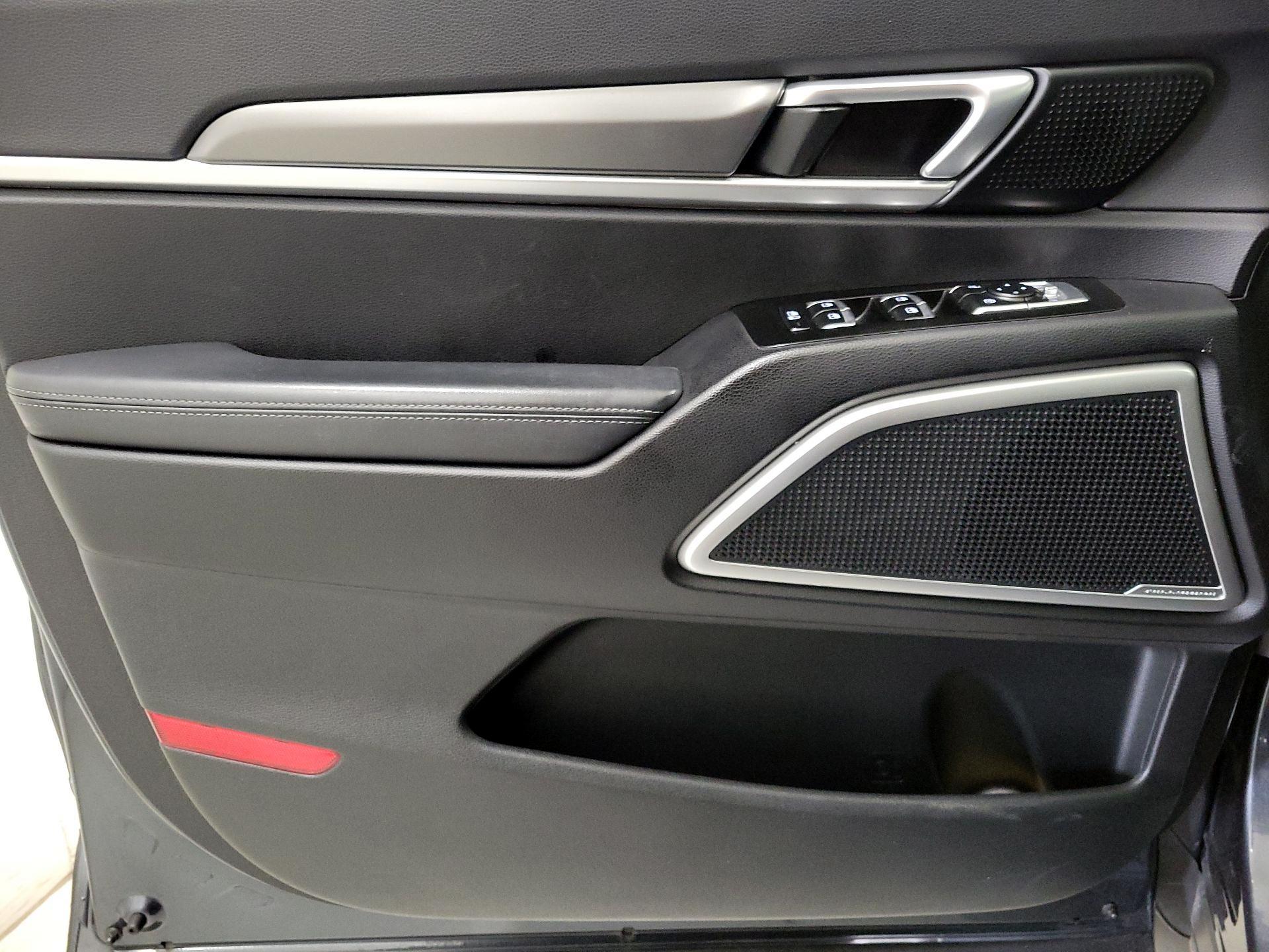 Thumbnail: 2020 Kia Telluride - 12