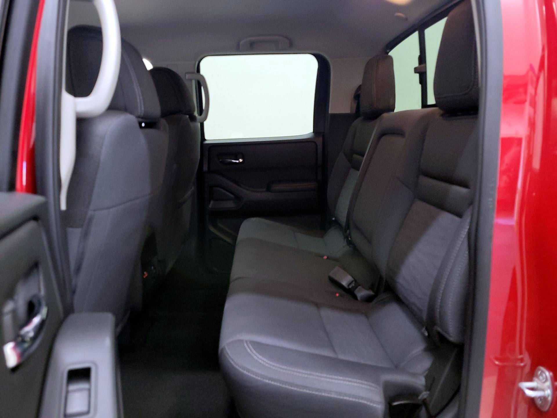 Thumbnail: 2023 Nissan Frontier - 19