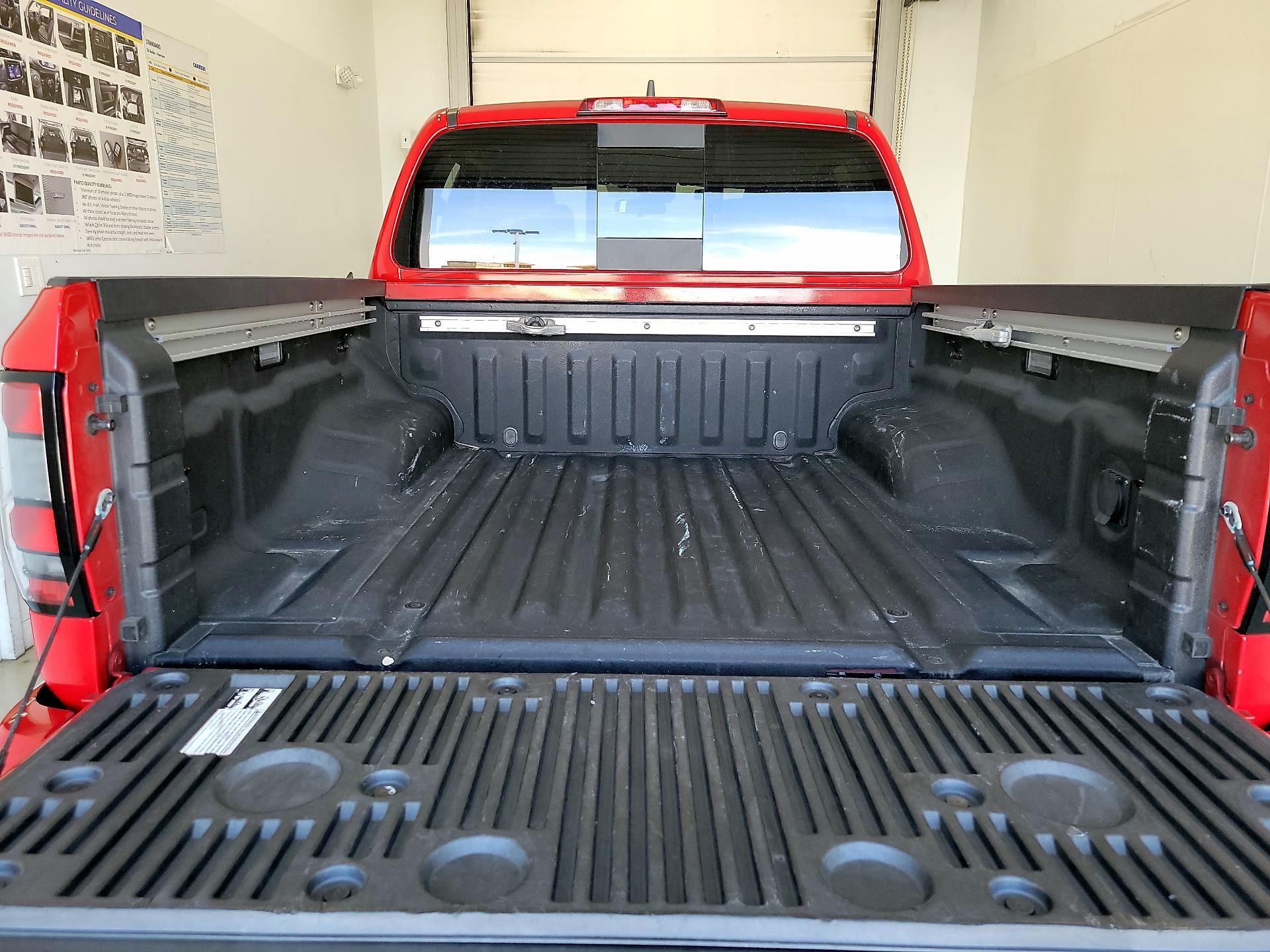 Thumbnail: 2023 Nissan Frontier - 20