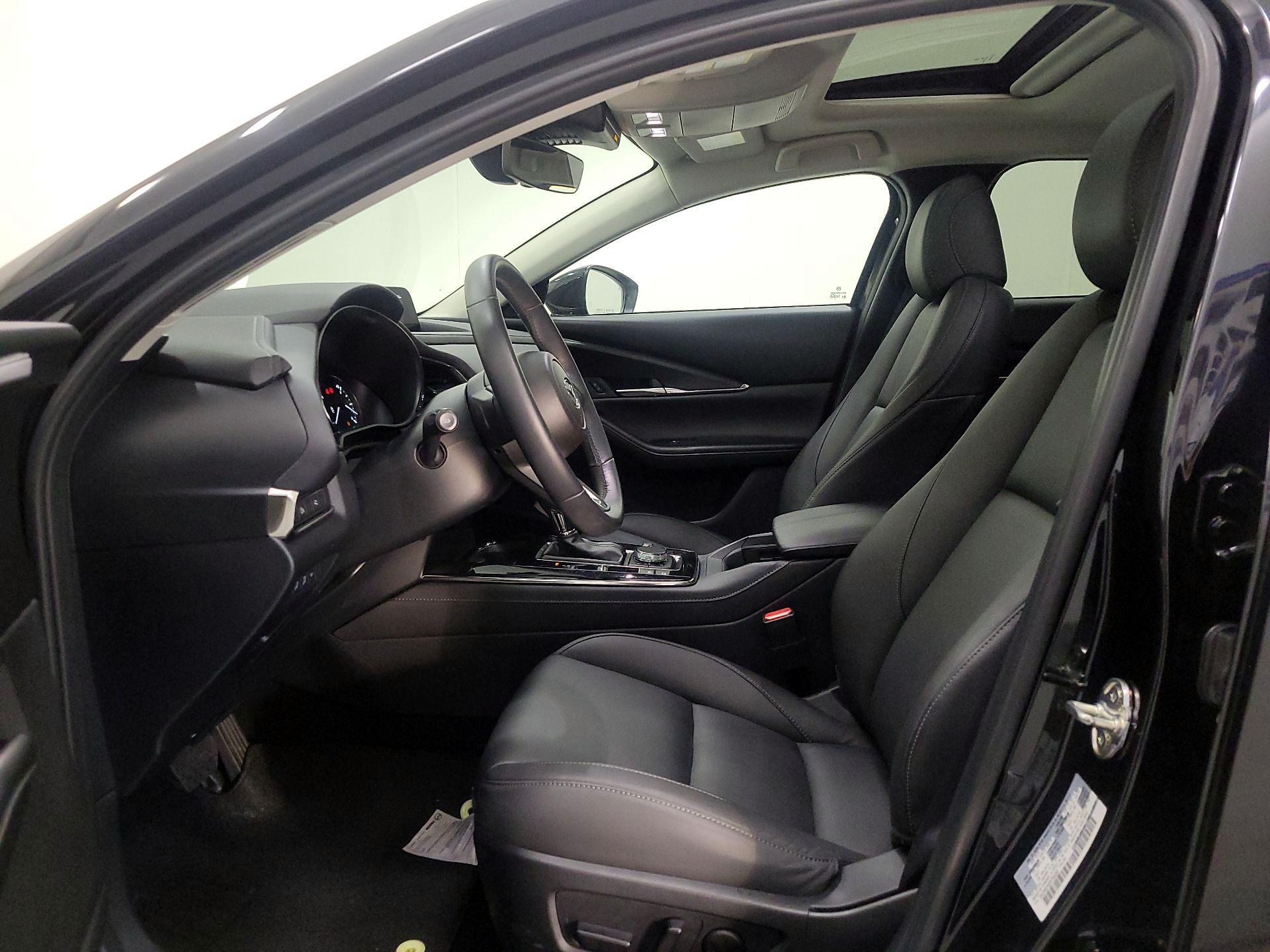 Thumbnail: 2025 Mazda CX-30 - 11