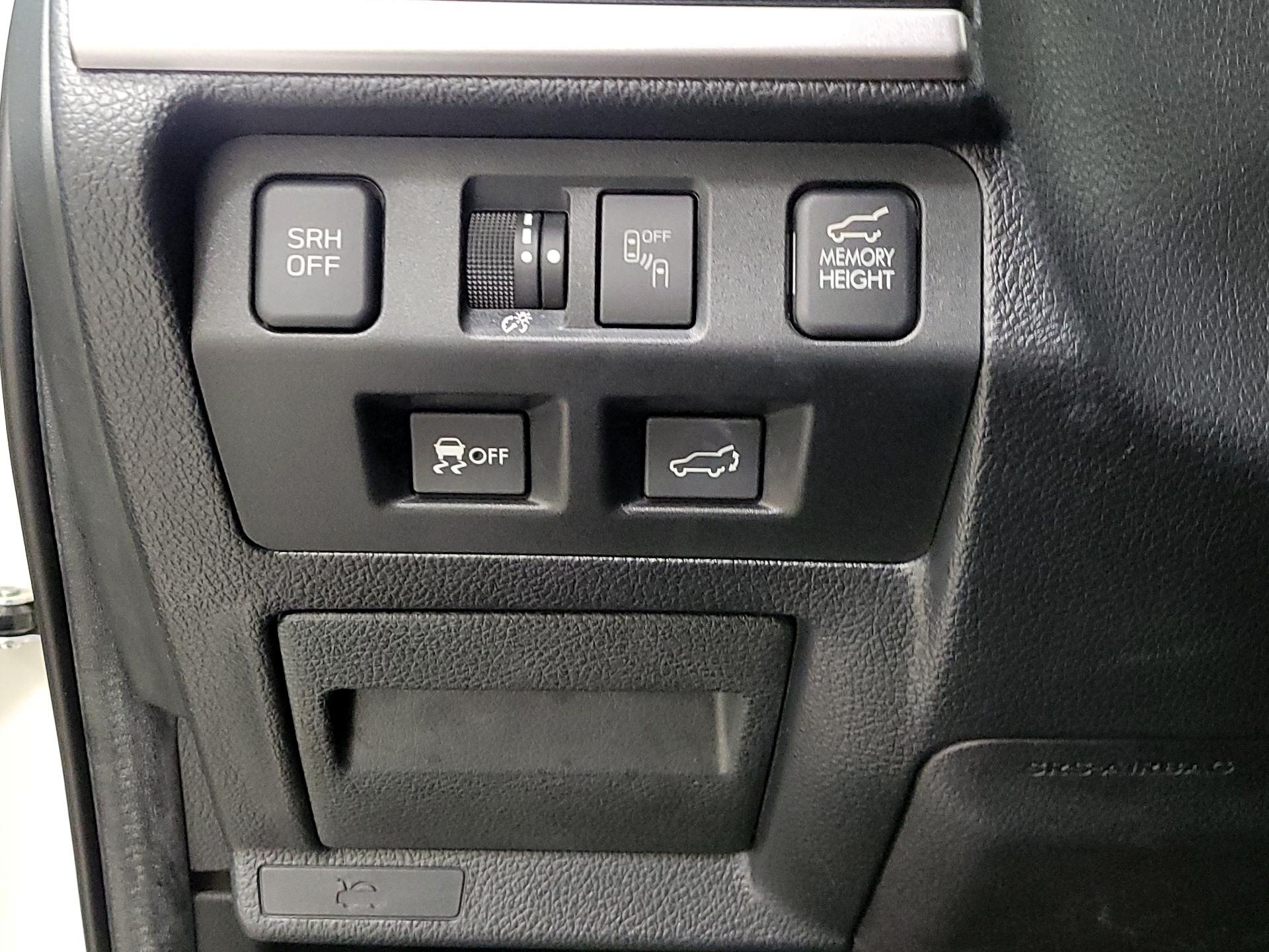 Thumbnail: 2017 Subaru Forester - 13