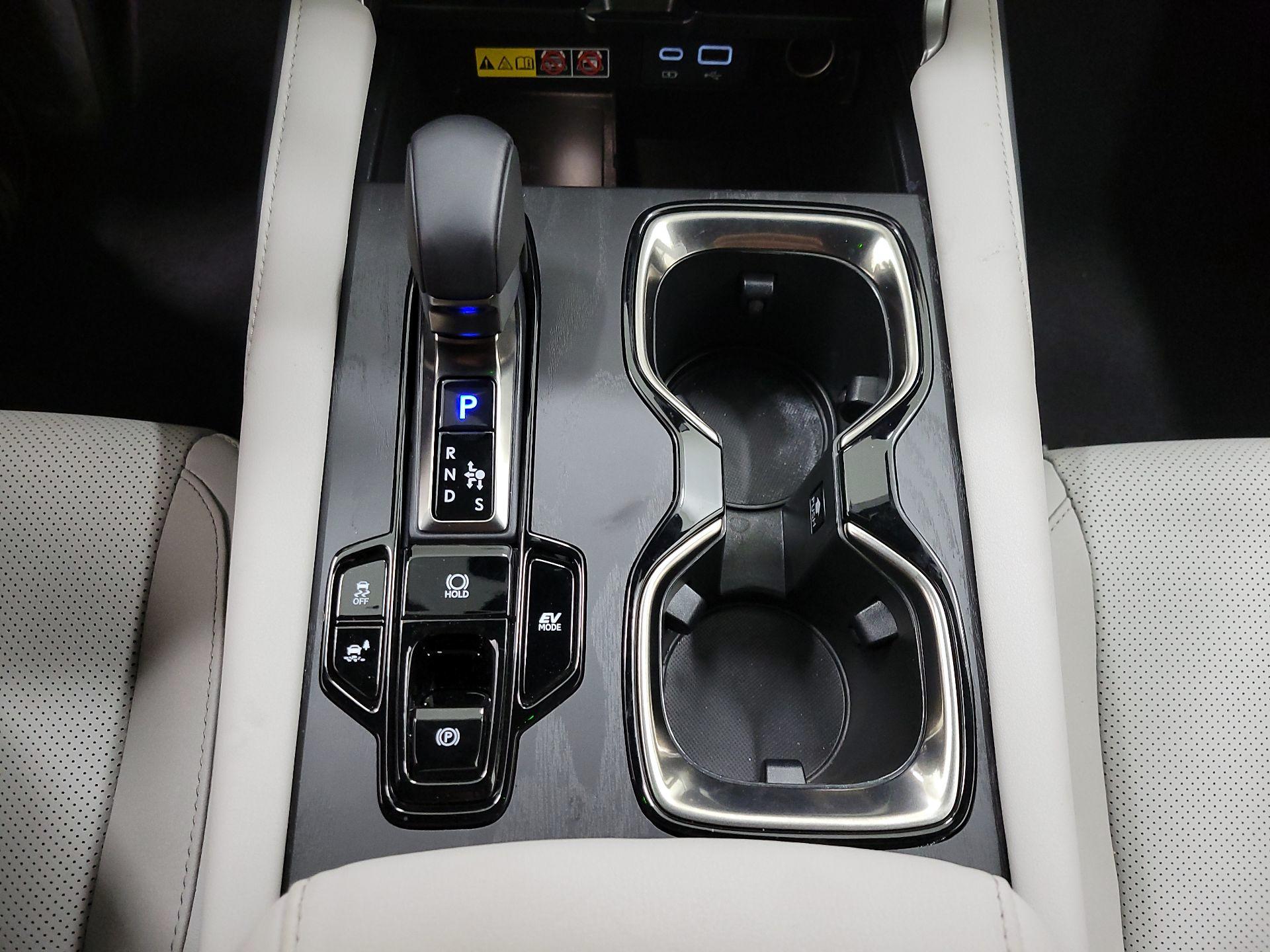 Thumbnail: 2025 Lexus RX - 17