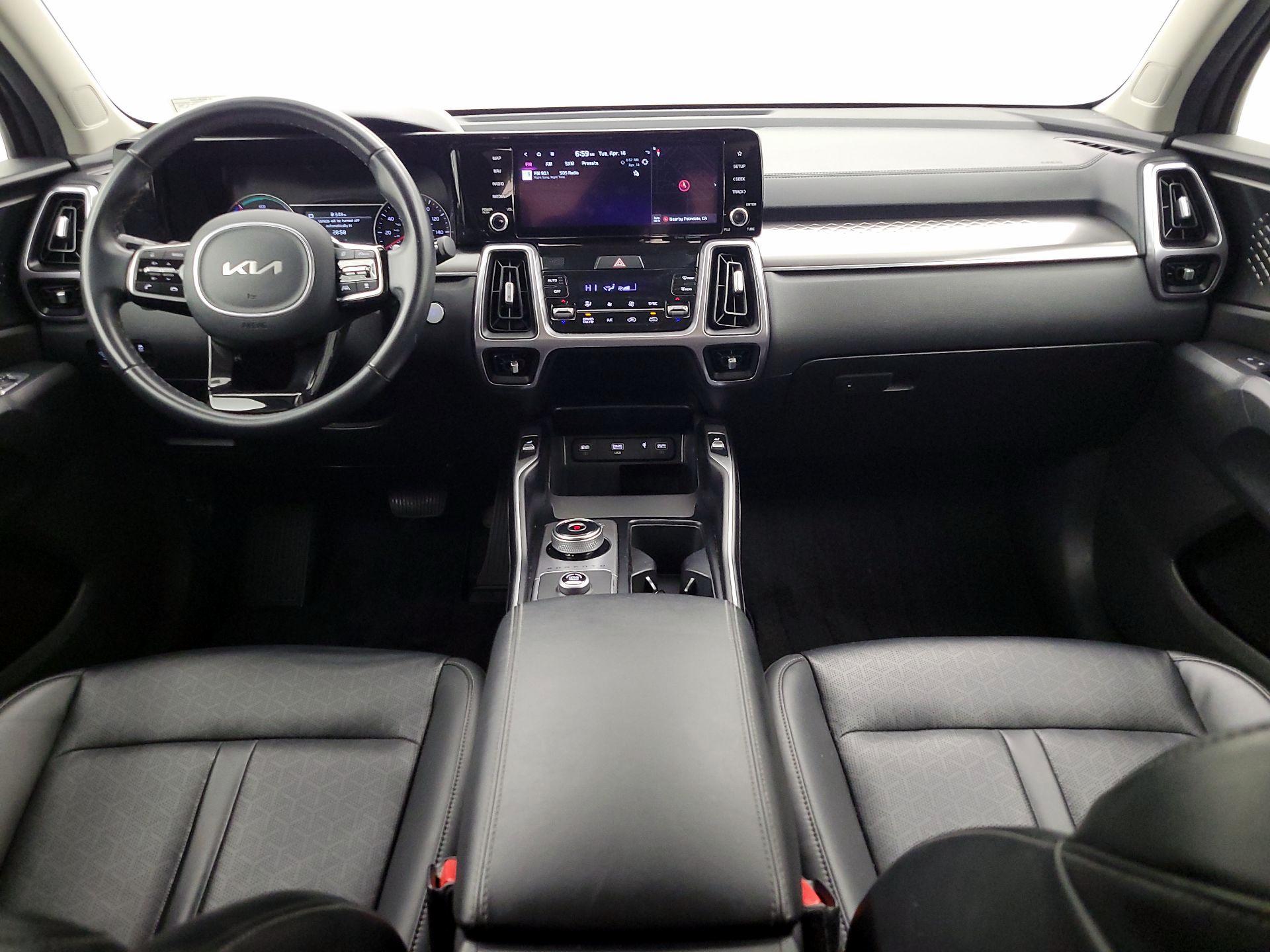 Thumbnail: 2023 Kia Sorento - 9