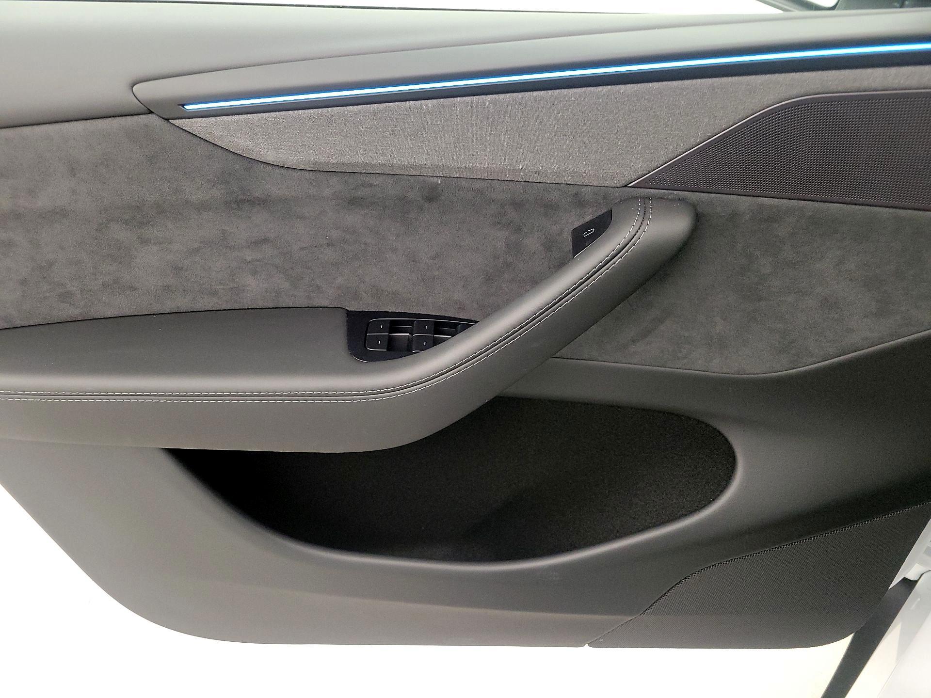 Thumbnail: 2026 Tesla Model Y - 12