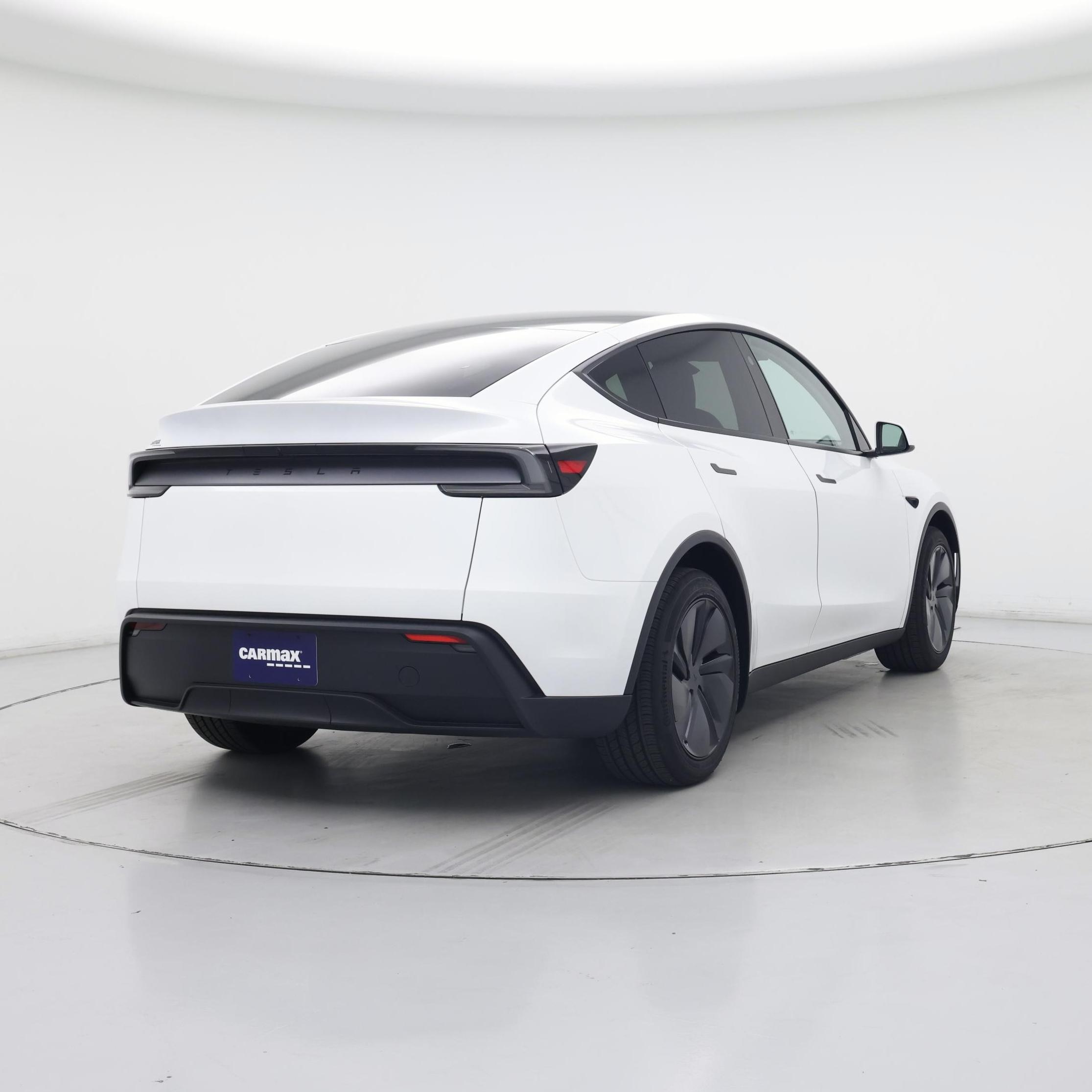 Thumbnail: 2026 Tesla Model Y - 8