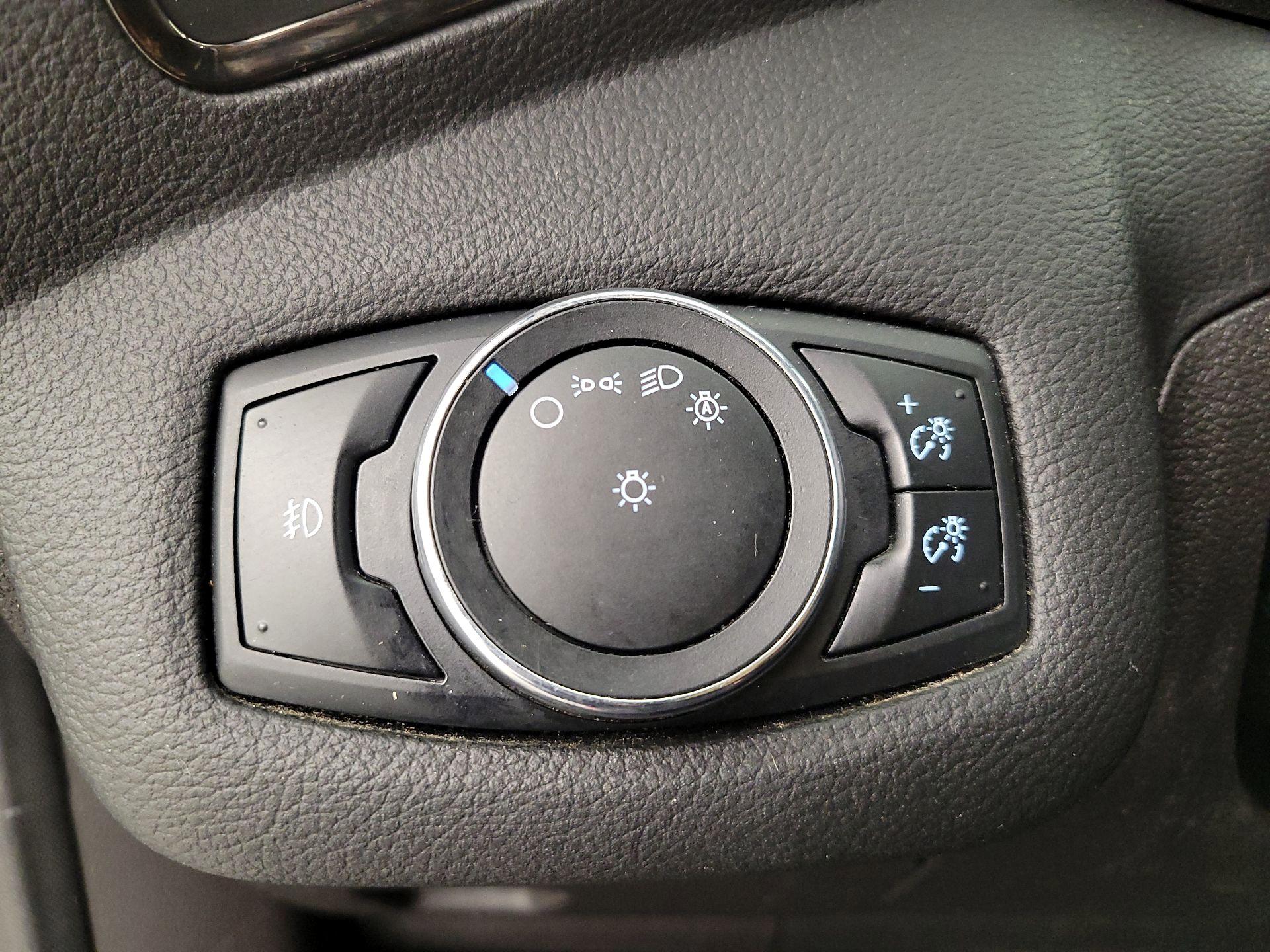 Thumbnail: 2014 Ford Escape - 13