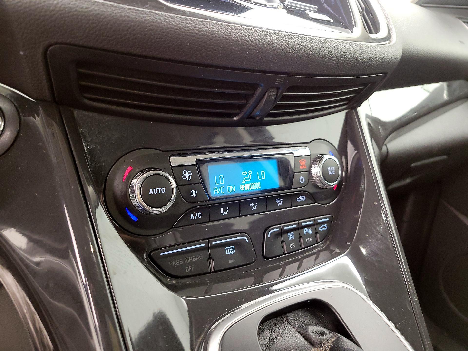 Thumbnail: 2014 Ford Escape - 17