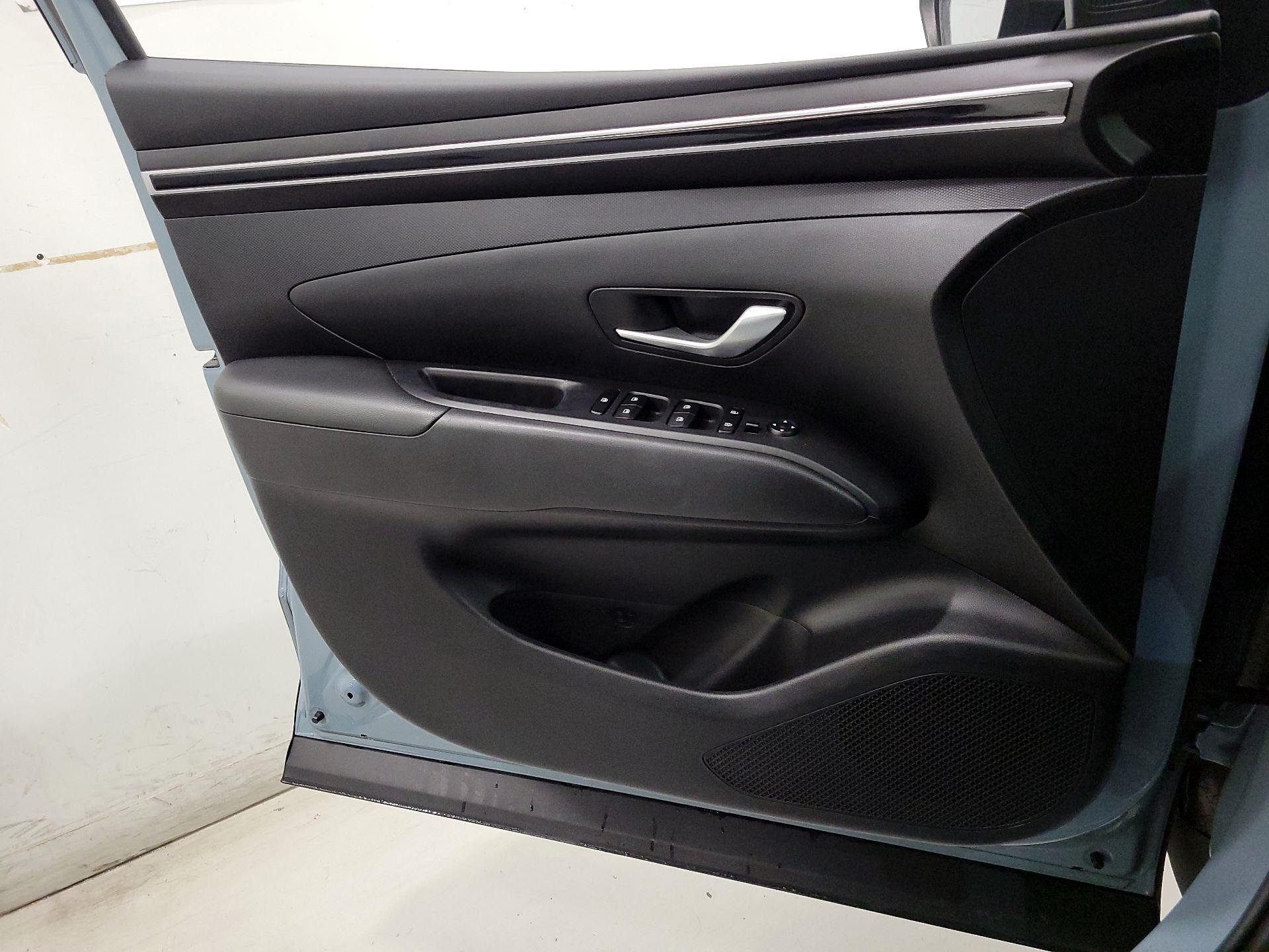 Thumbnail: 2022 Hyundai Santa Cruz - 12