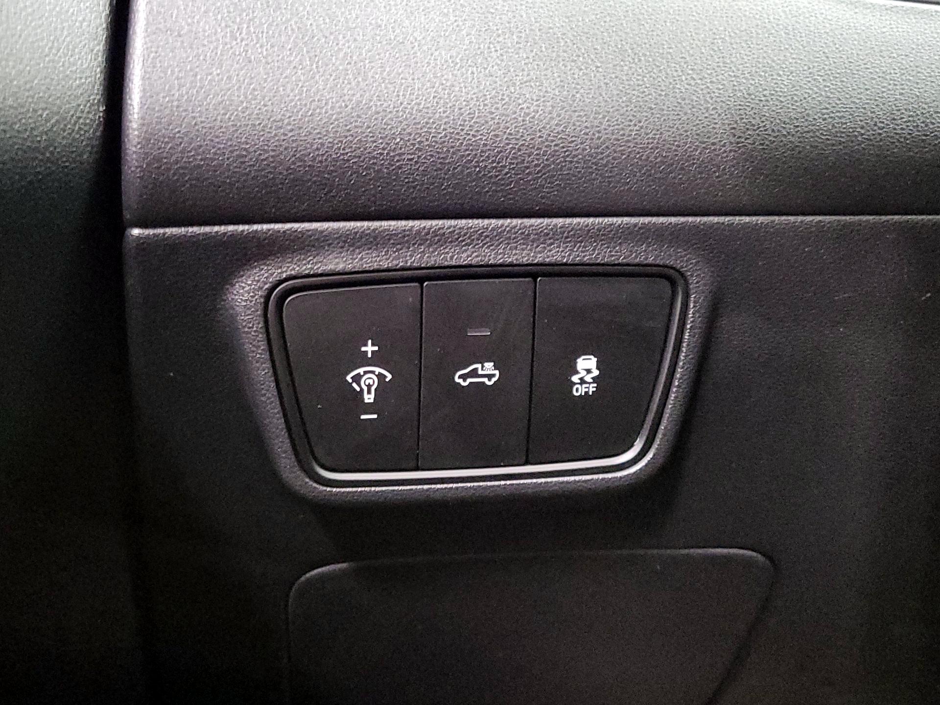 Thumbnail: 2022 Hyundai Santa Cruz - 13