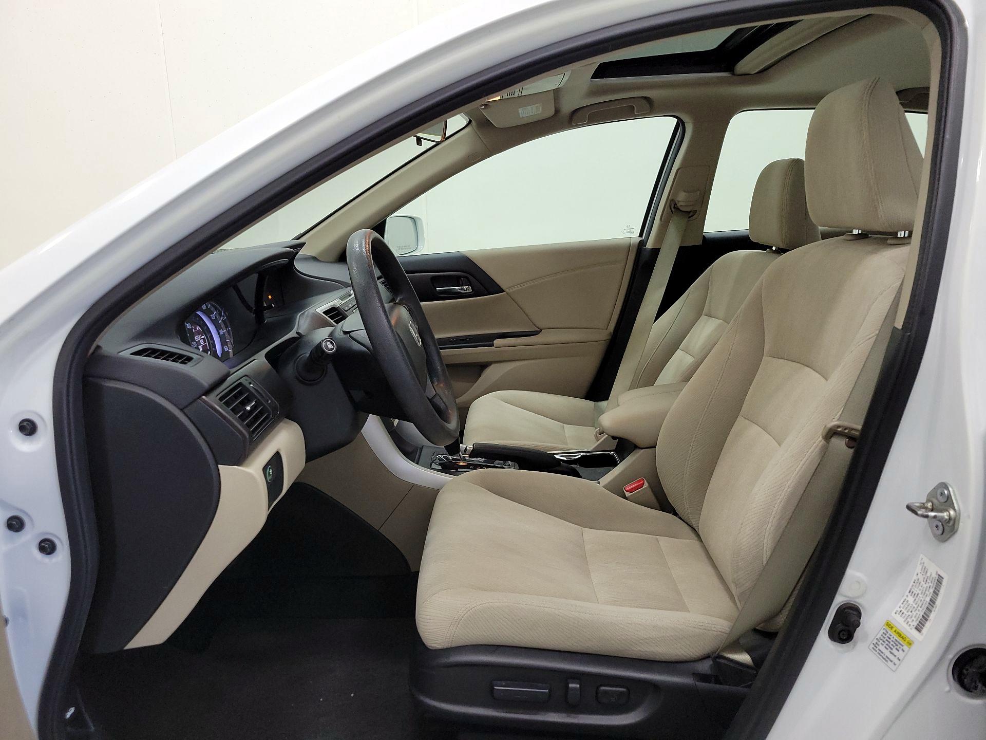 Thumbnail: 2015 Honda Accord - 11