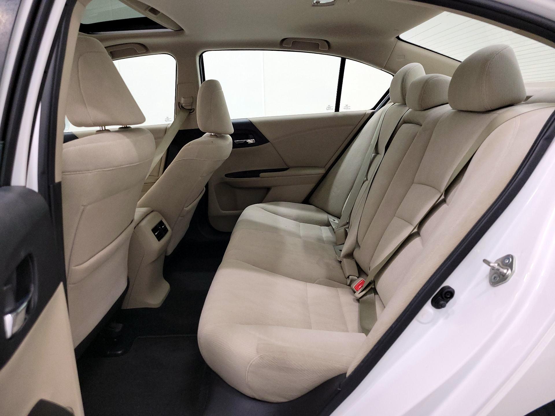 Thumbnail: 2015 Honda Accord - 20