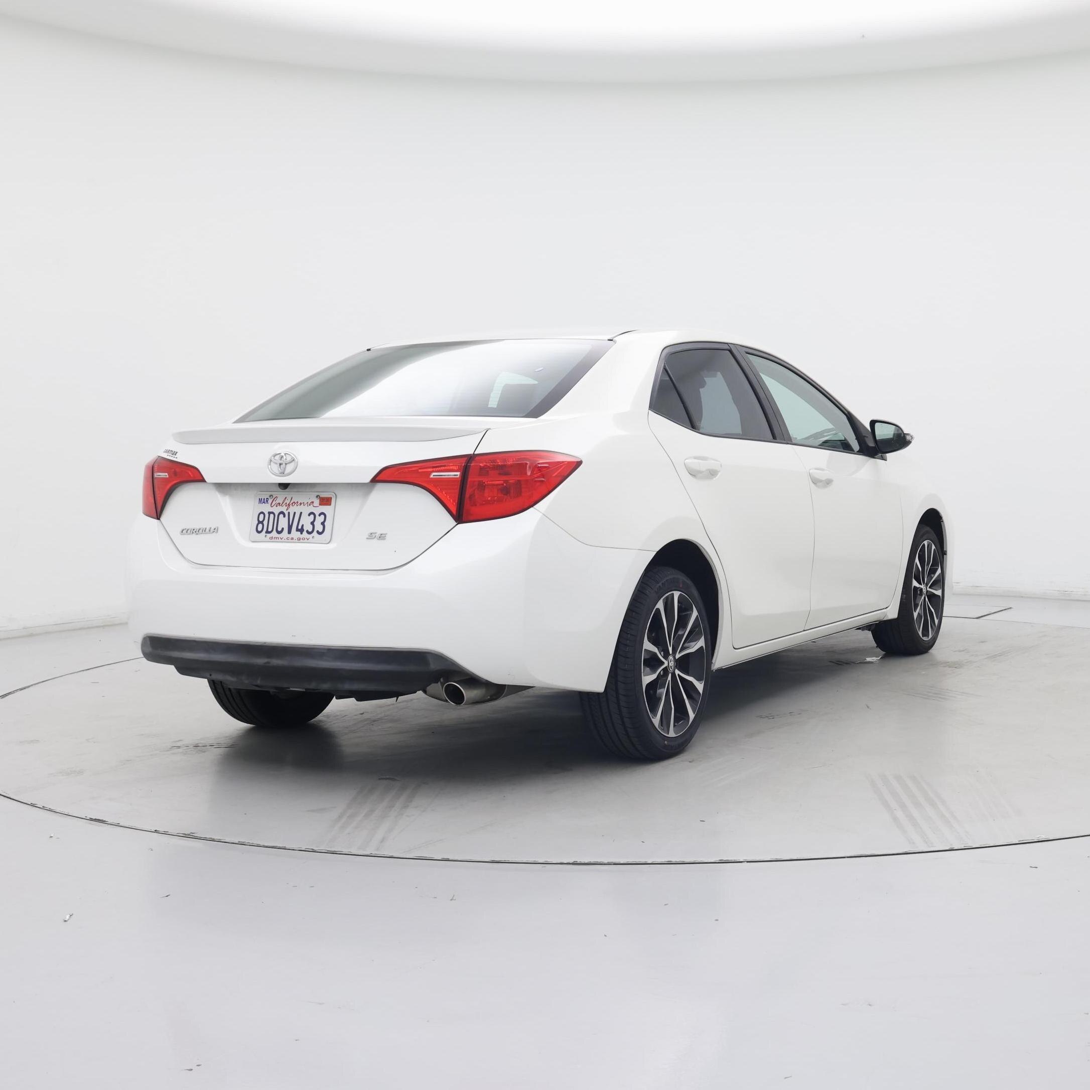 Thumbnail: 2018 Toyota Corolla - 8