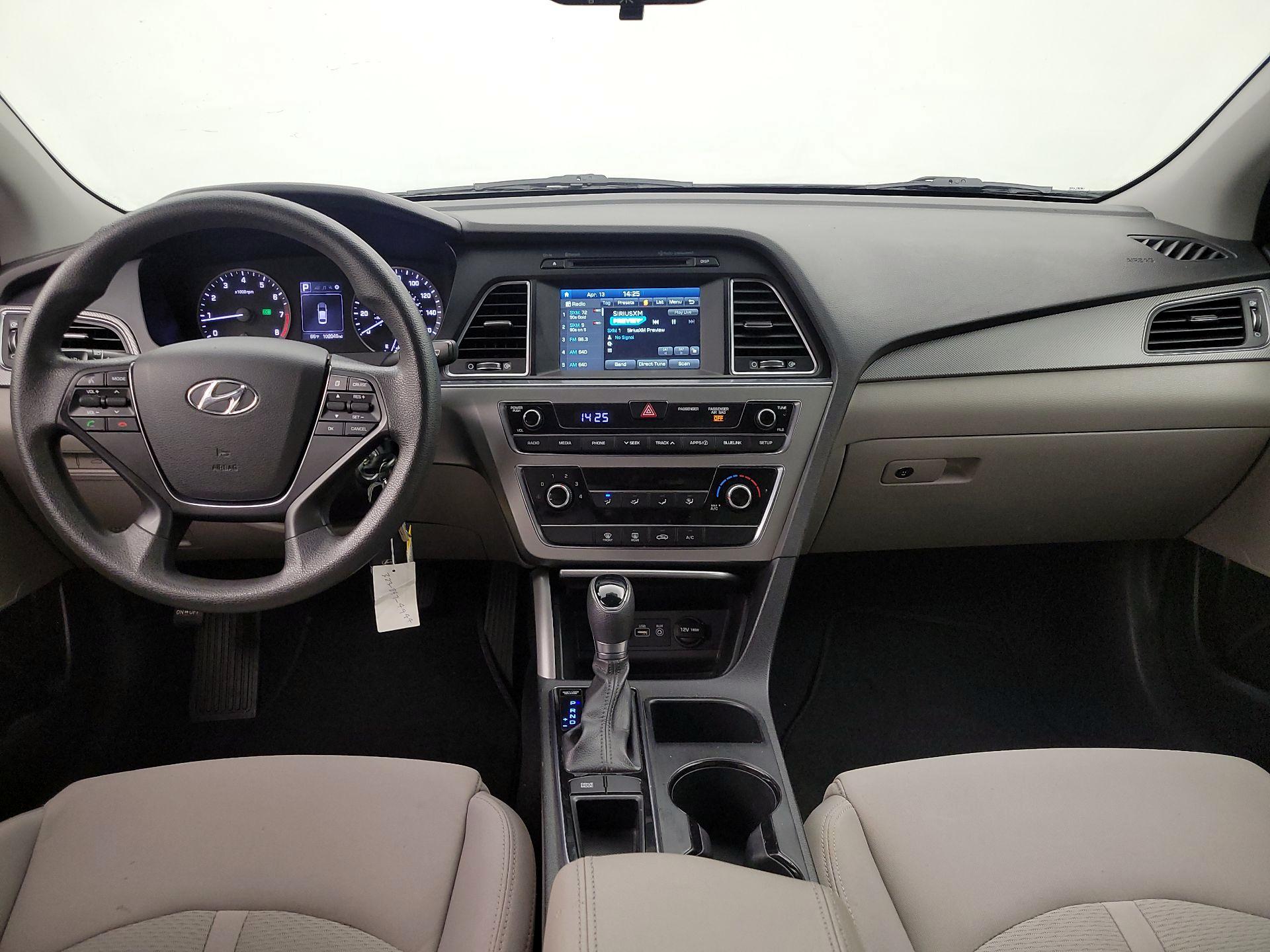 Thumbnail: 2016 Hyundai Sonata - 9