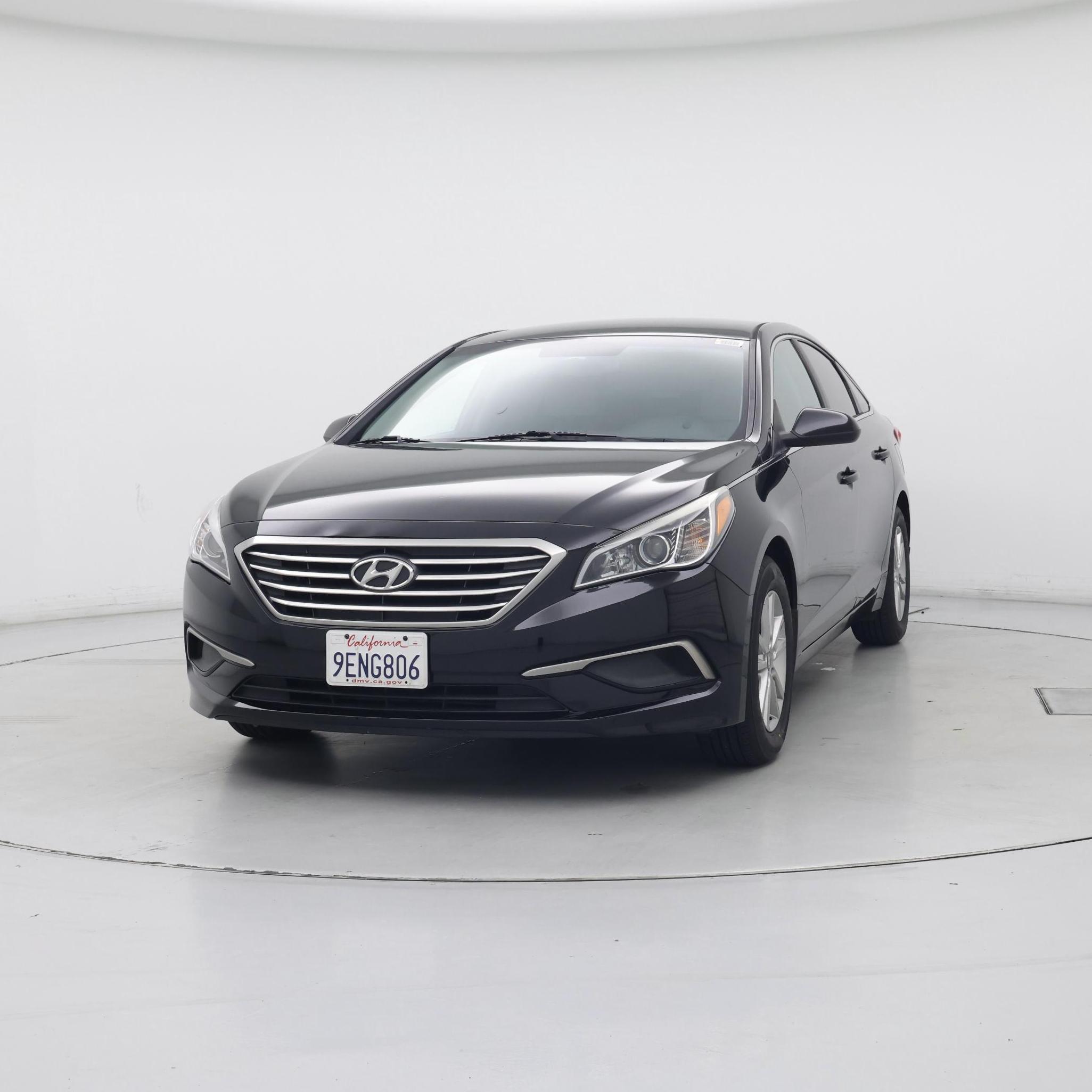 Thumbnail: 2016 Hyundai Sonata - 4