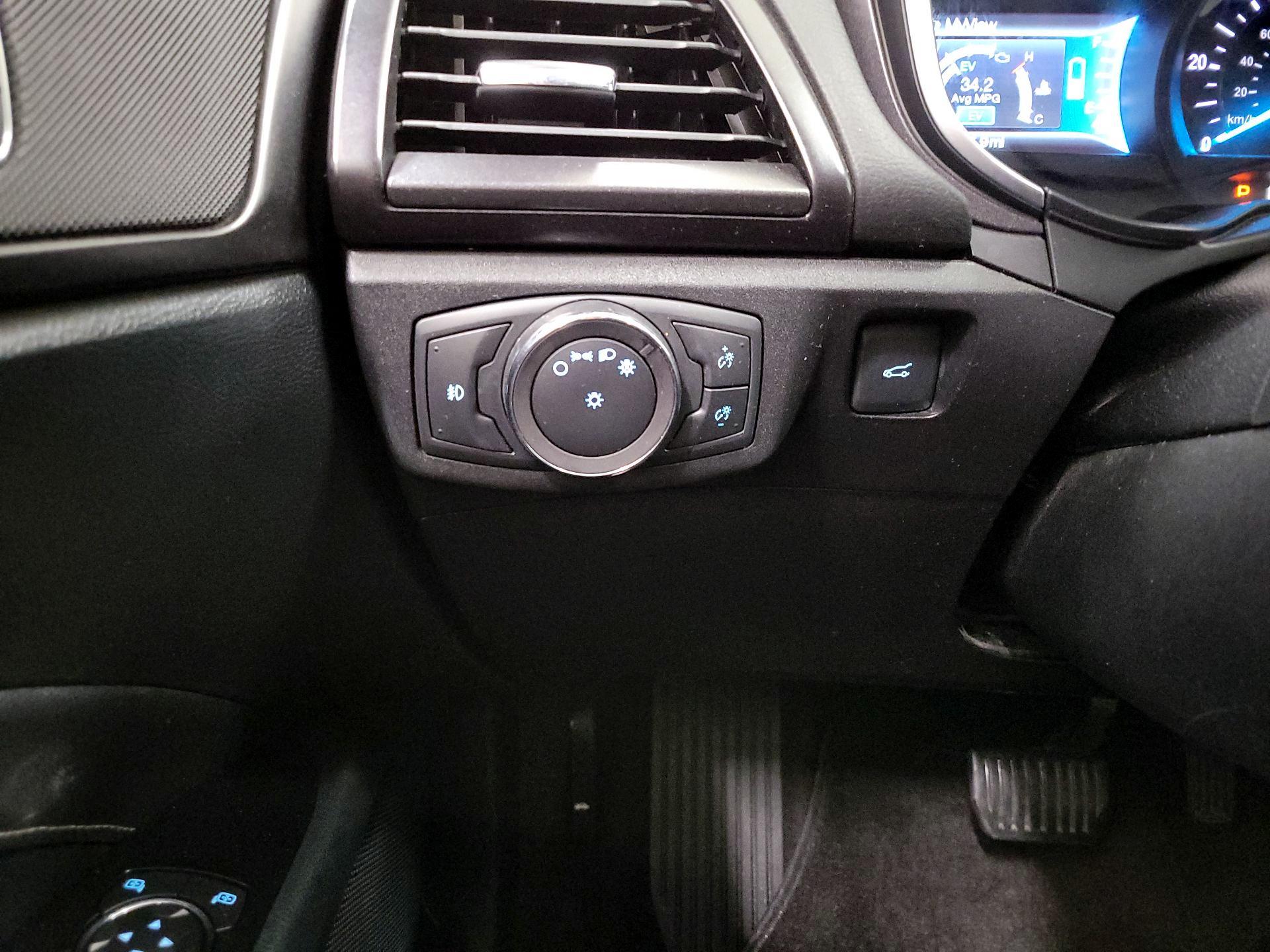 Thumbnail: 2019 Ford Fusion - 13