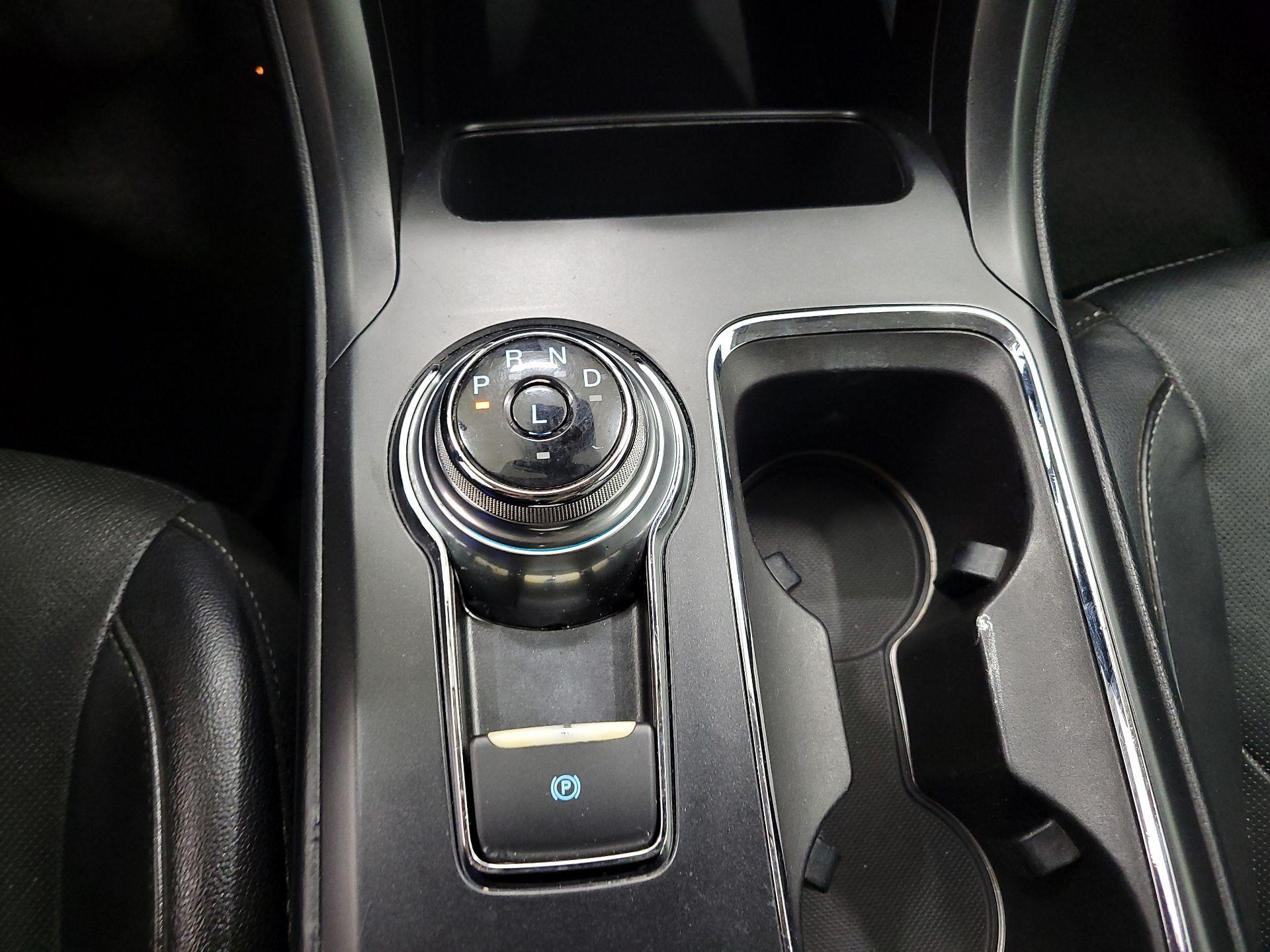 Thumbnail: 2019 Ford Fusion - 18