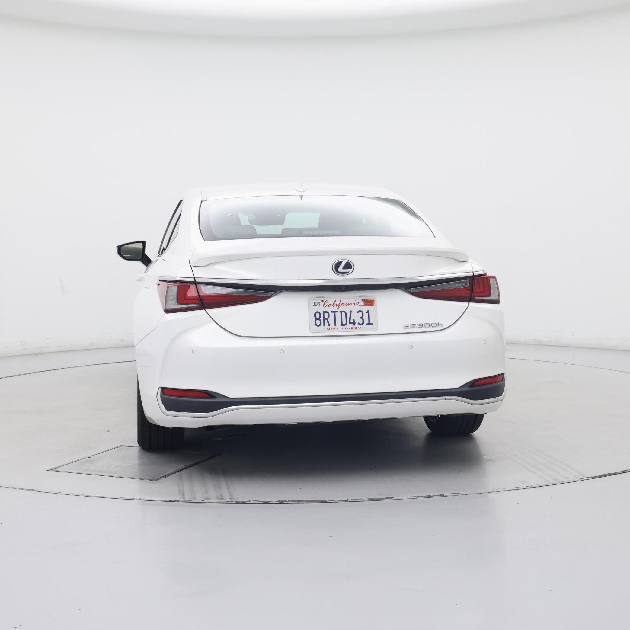 Thumbnail: 2020 Lexus ES - 6