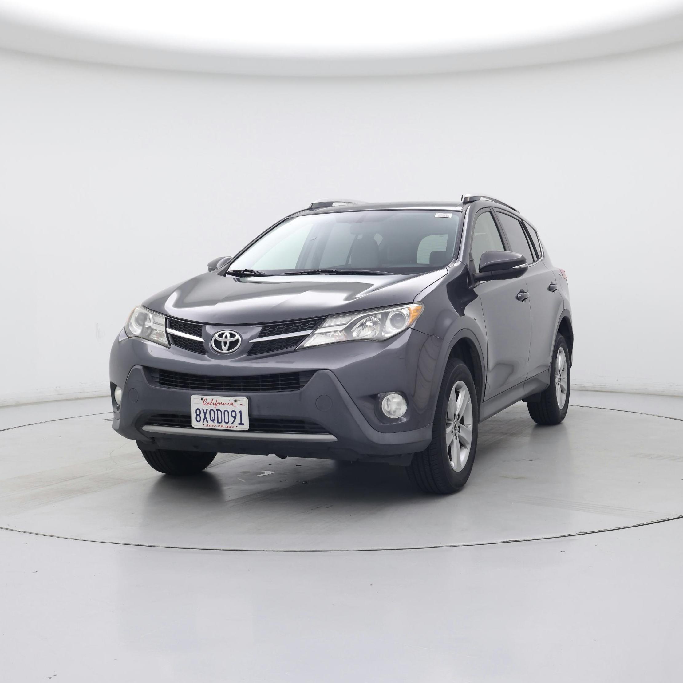 Thumbnail: 2015 Toyota RAV4 - 4