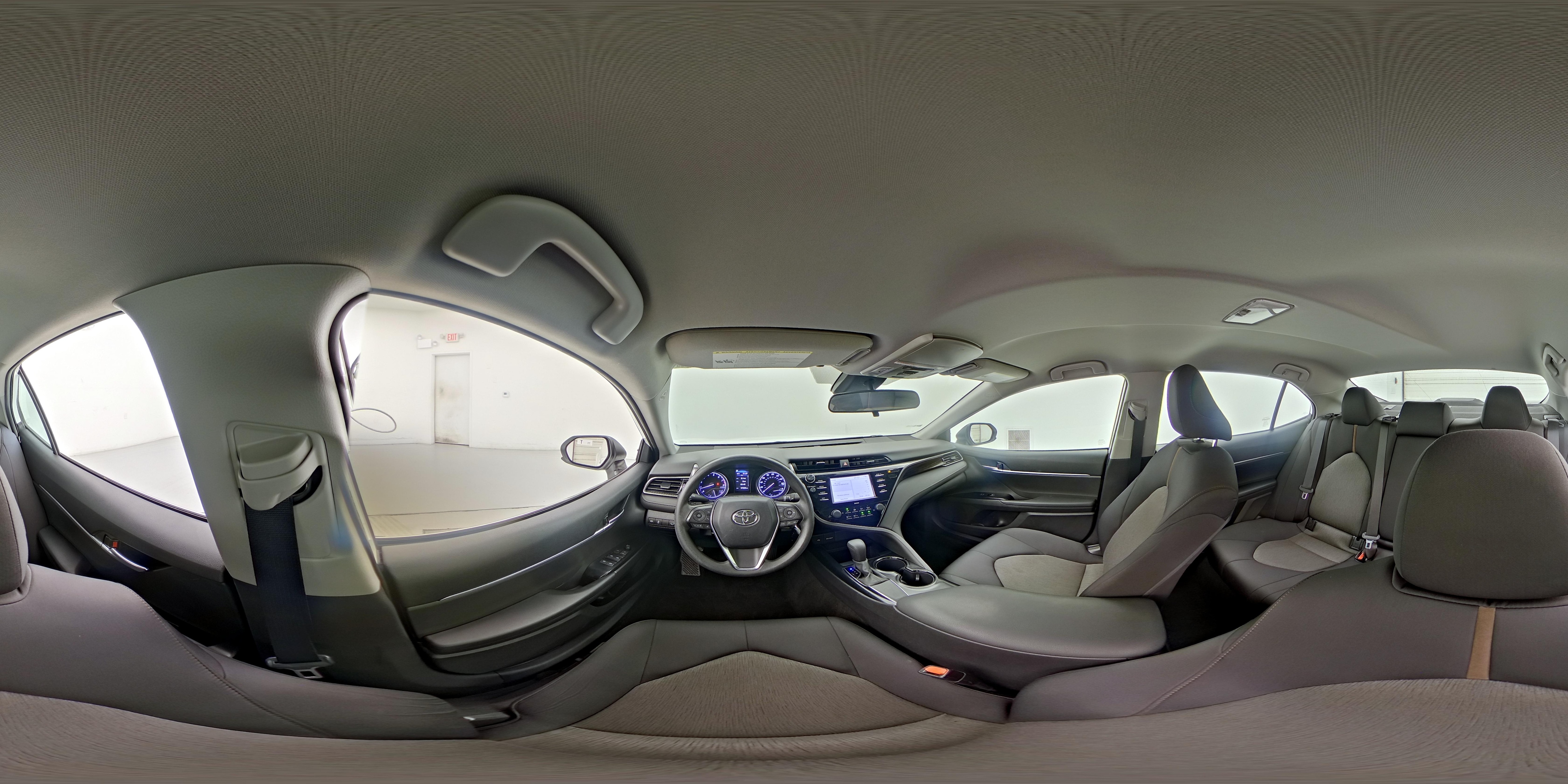 2020 Toyota Camry LE - Photo 25