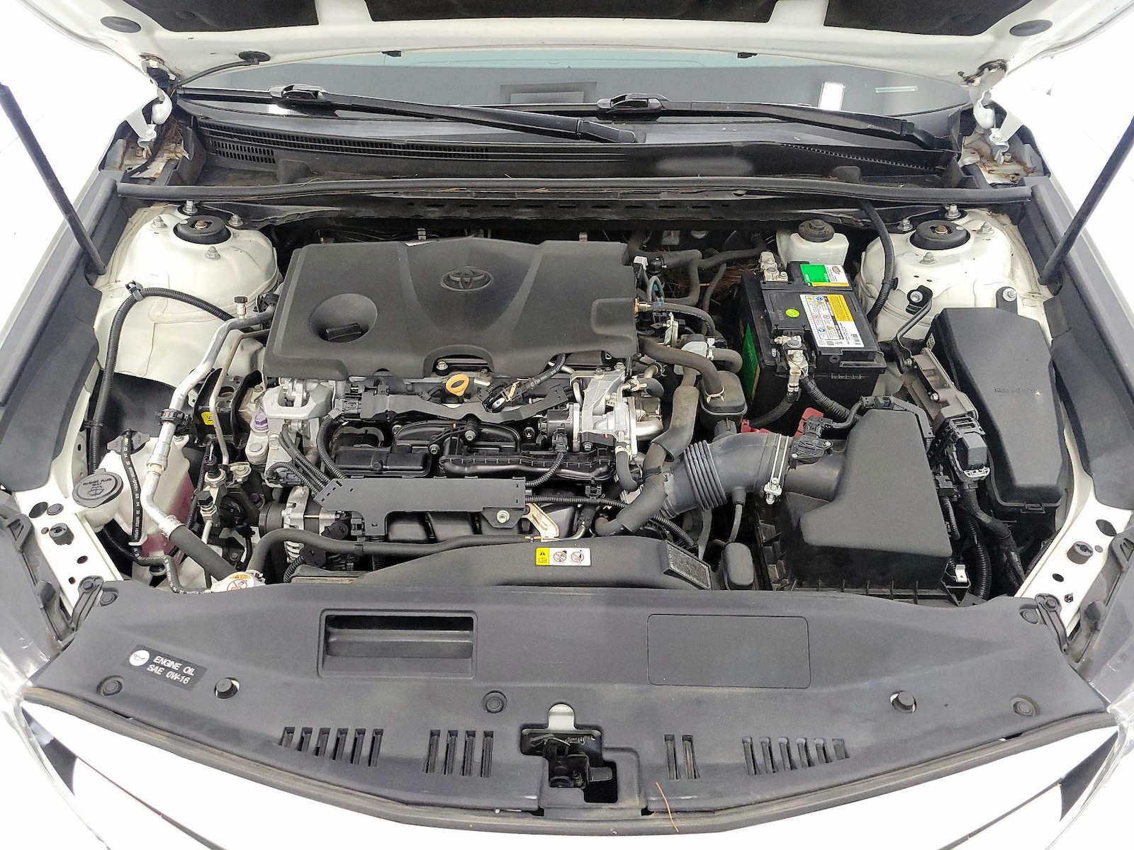 2020 Toyota Camry LE - Photo 21