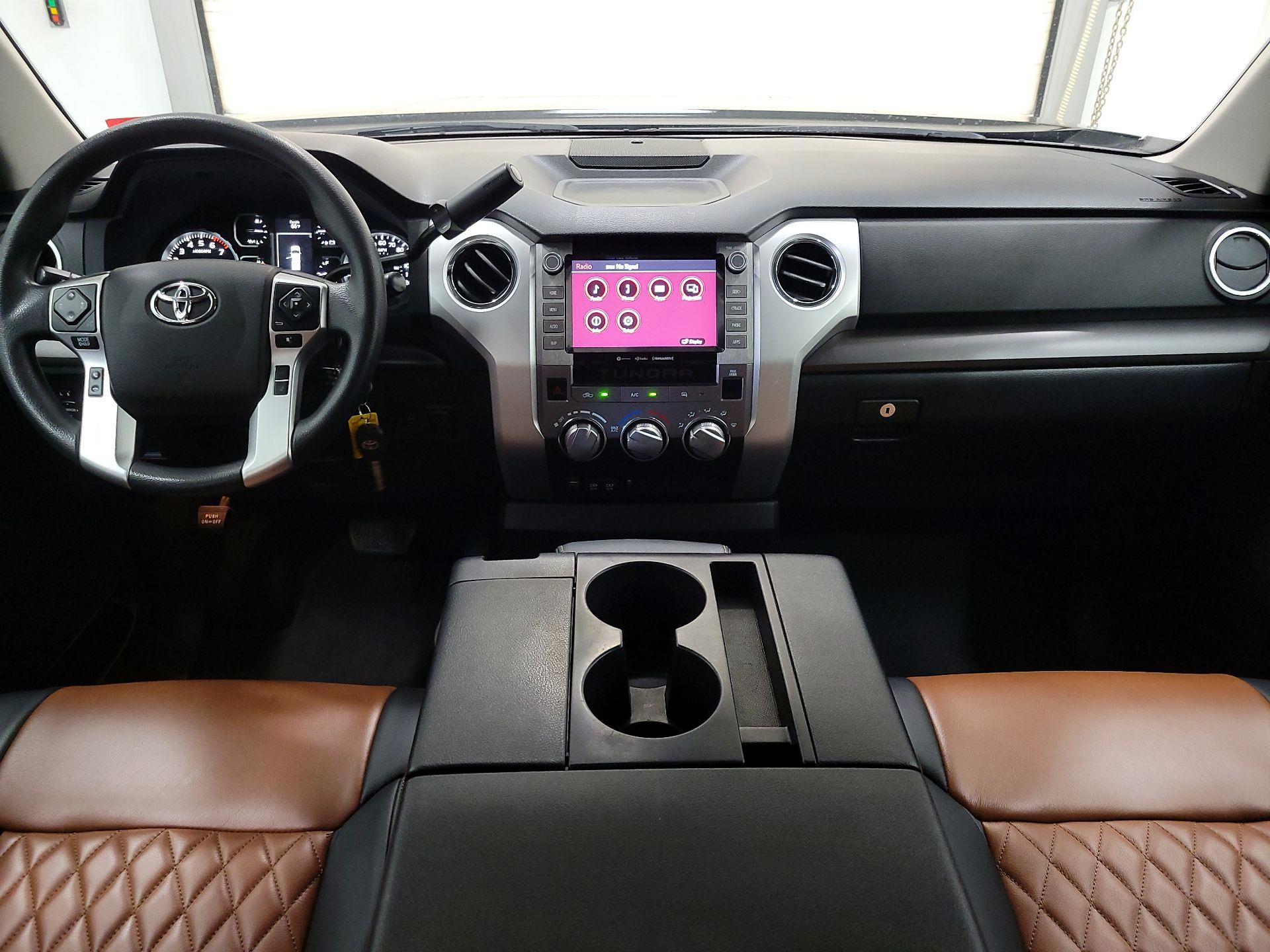 Thumbnail: 2021 Toyota Tundra - 9