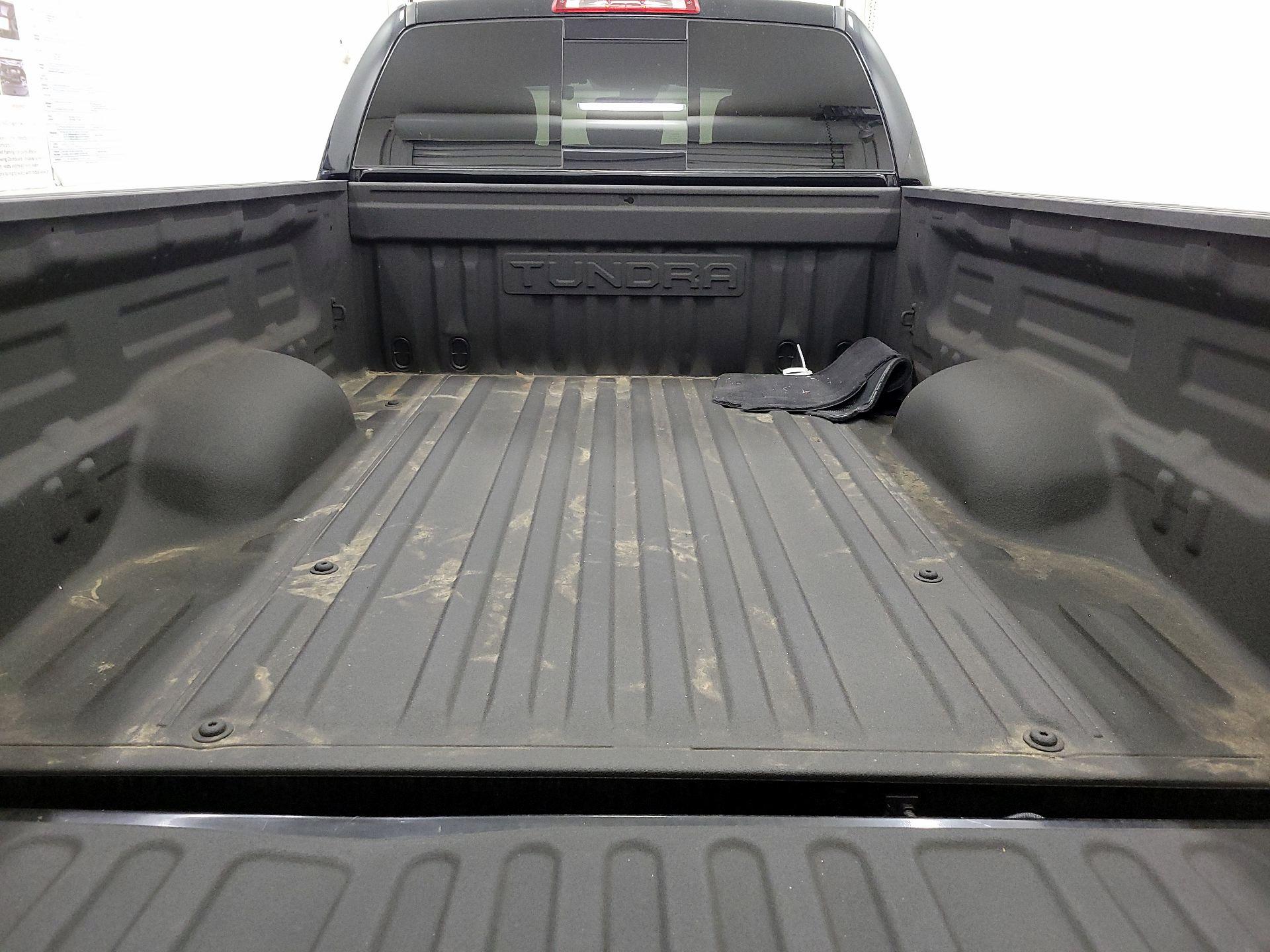 Thumbnail: 2021 Toyota Tundra - 20