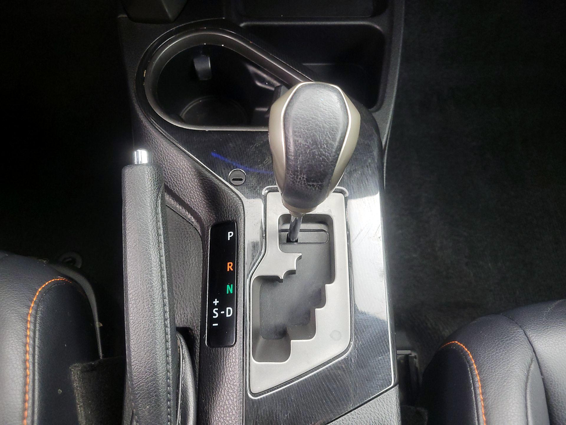 Thumbnail: 2016 Toyota RAV4 - 17