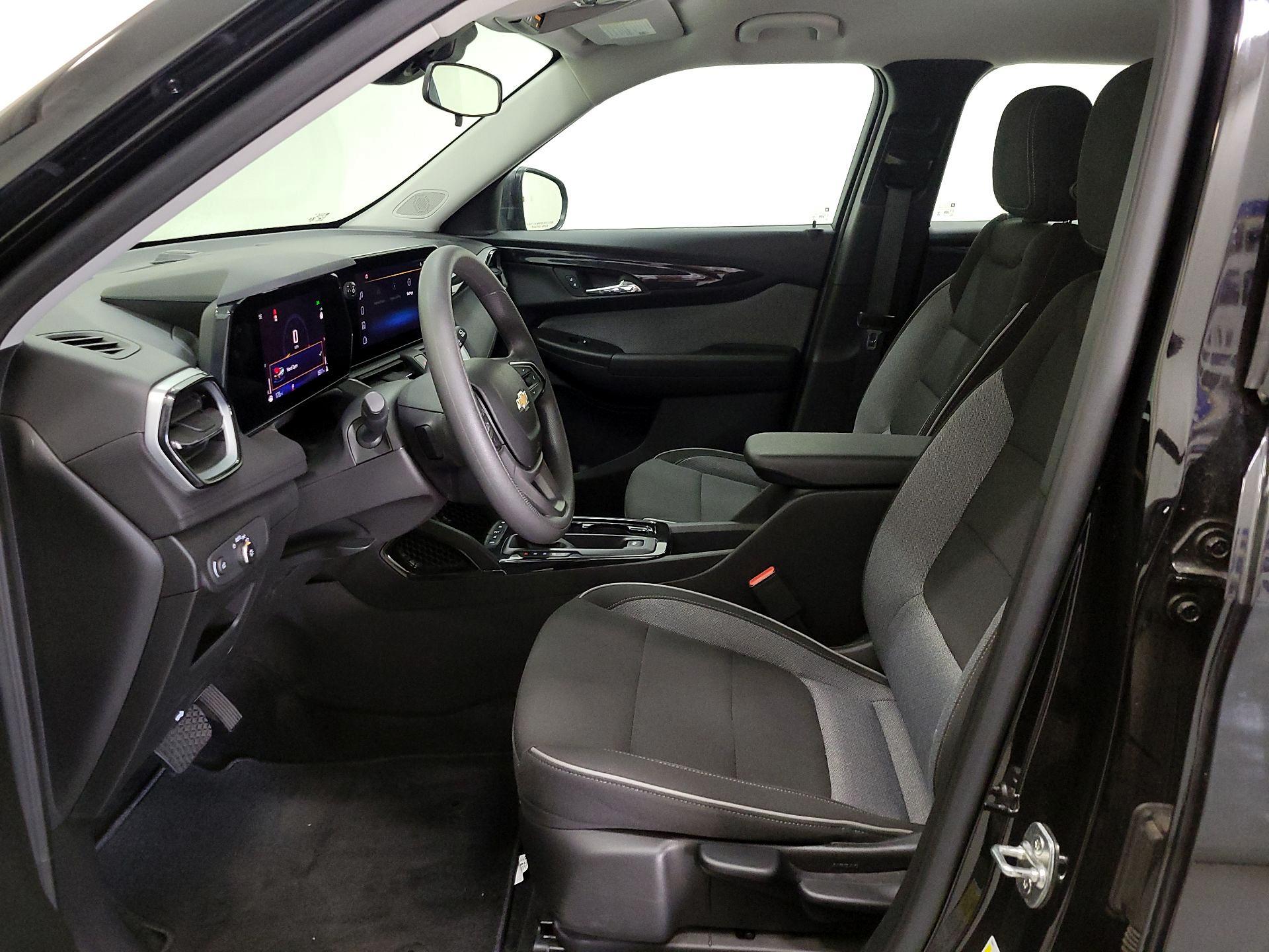Thumbnail: 2024 Chevrolet TrailBlazer - 11