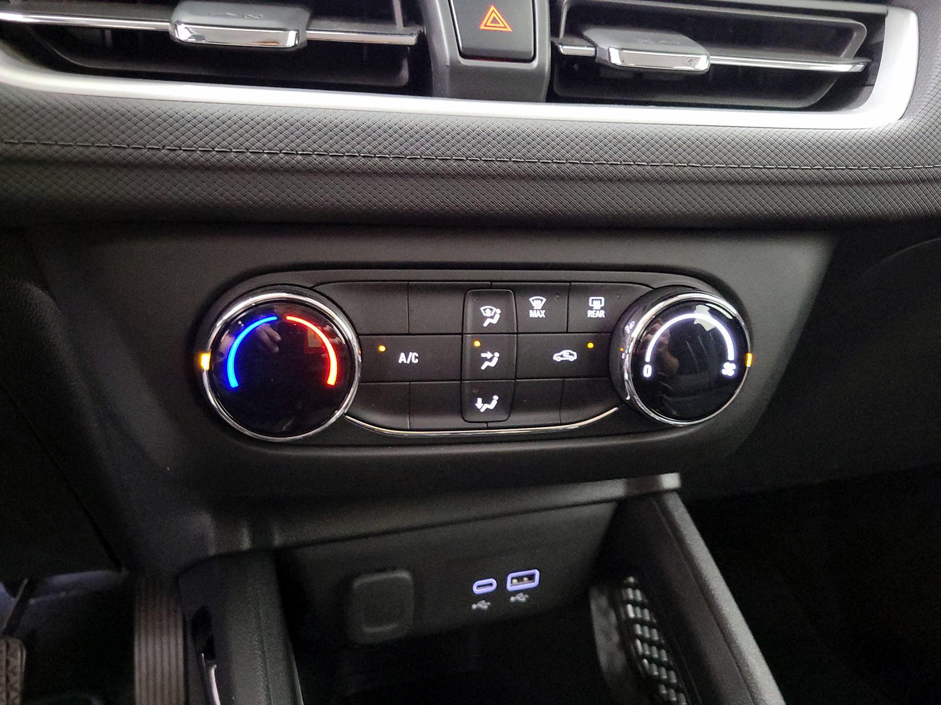 Thumbnail: 2024 Chevrolet TrailBlazer - 16