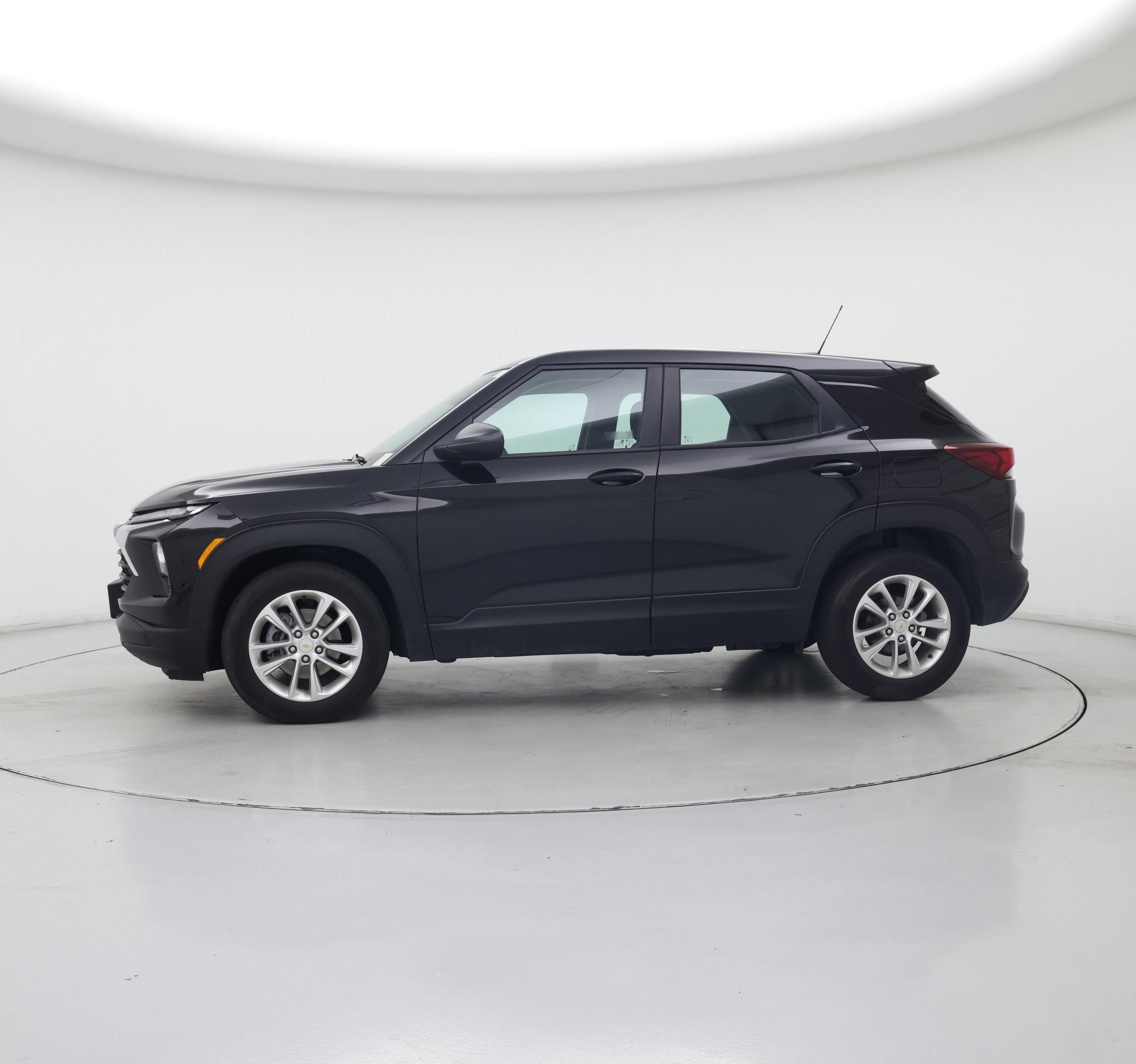 Thumbnail: 2024 Chevrolet TrailBlazer - 3
