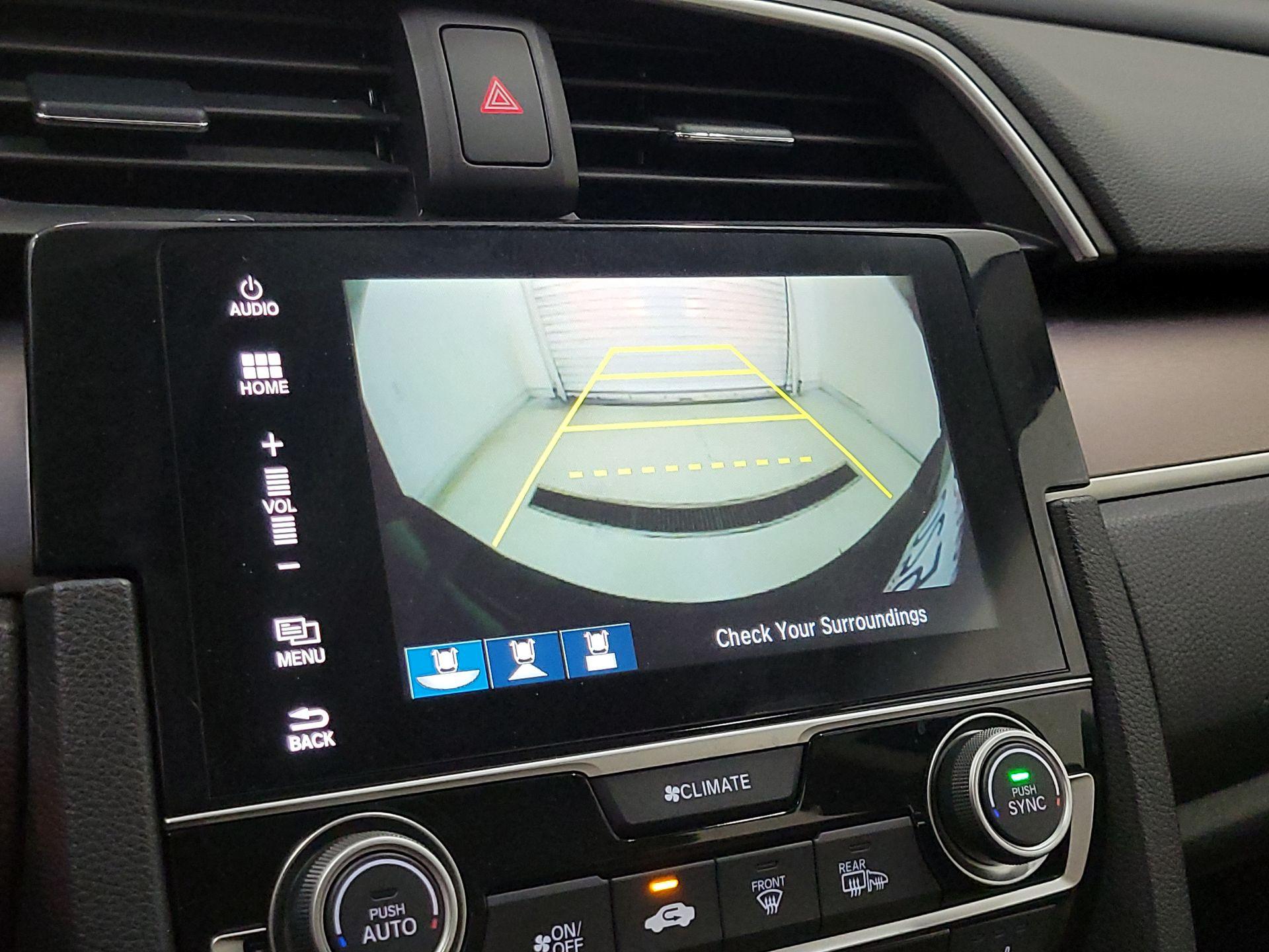 Thumbnail: 2016 Honda Civic - 12