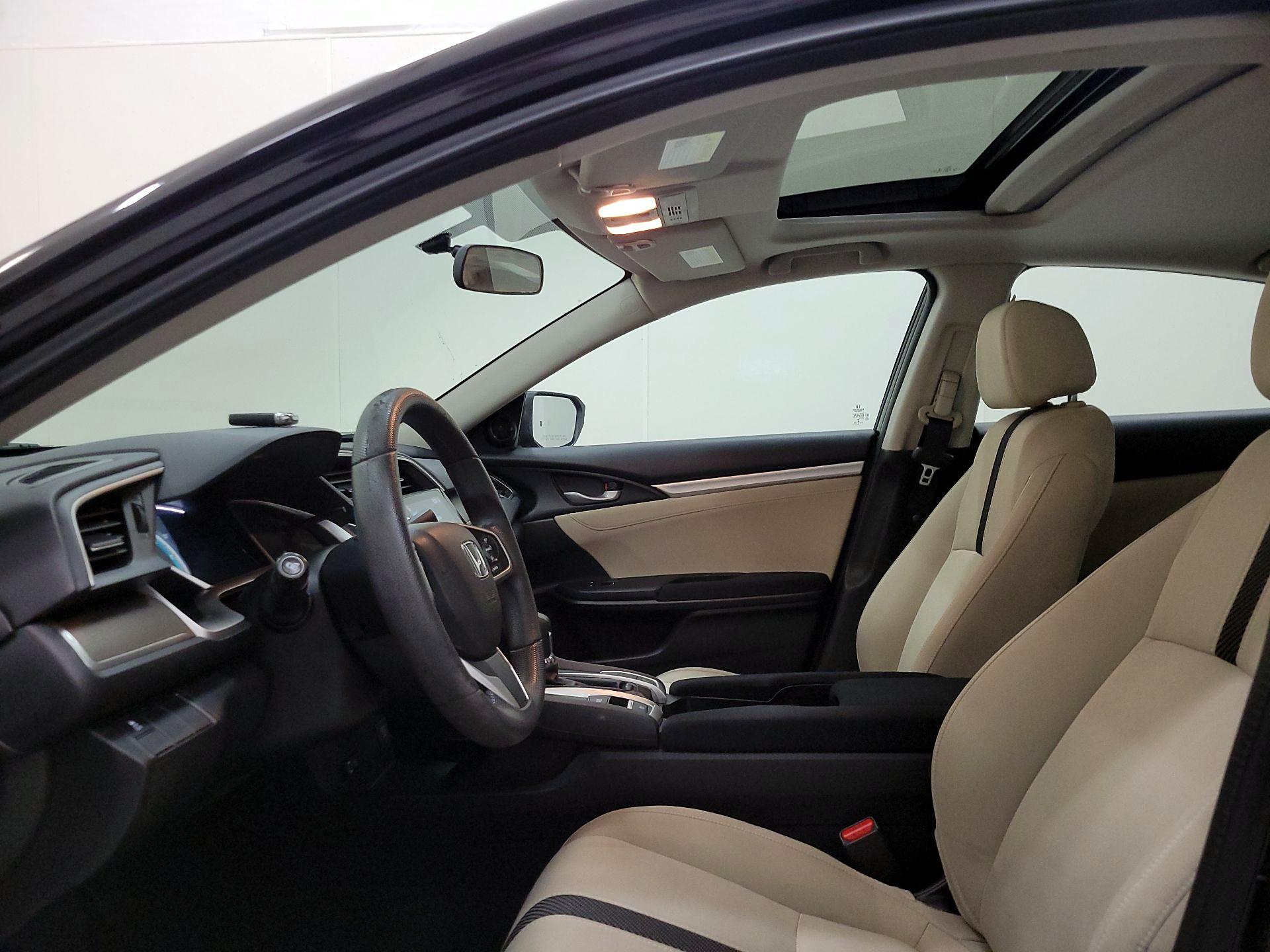 Thumbnail: 2016 Honda Civic - 17