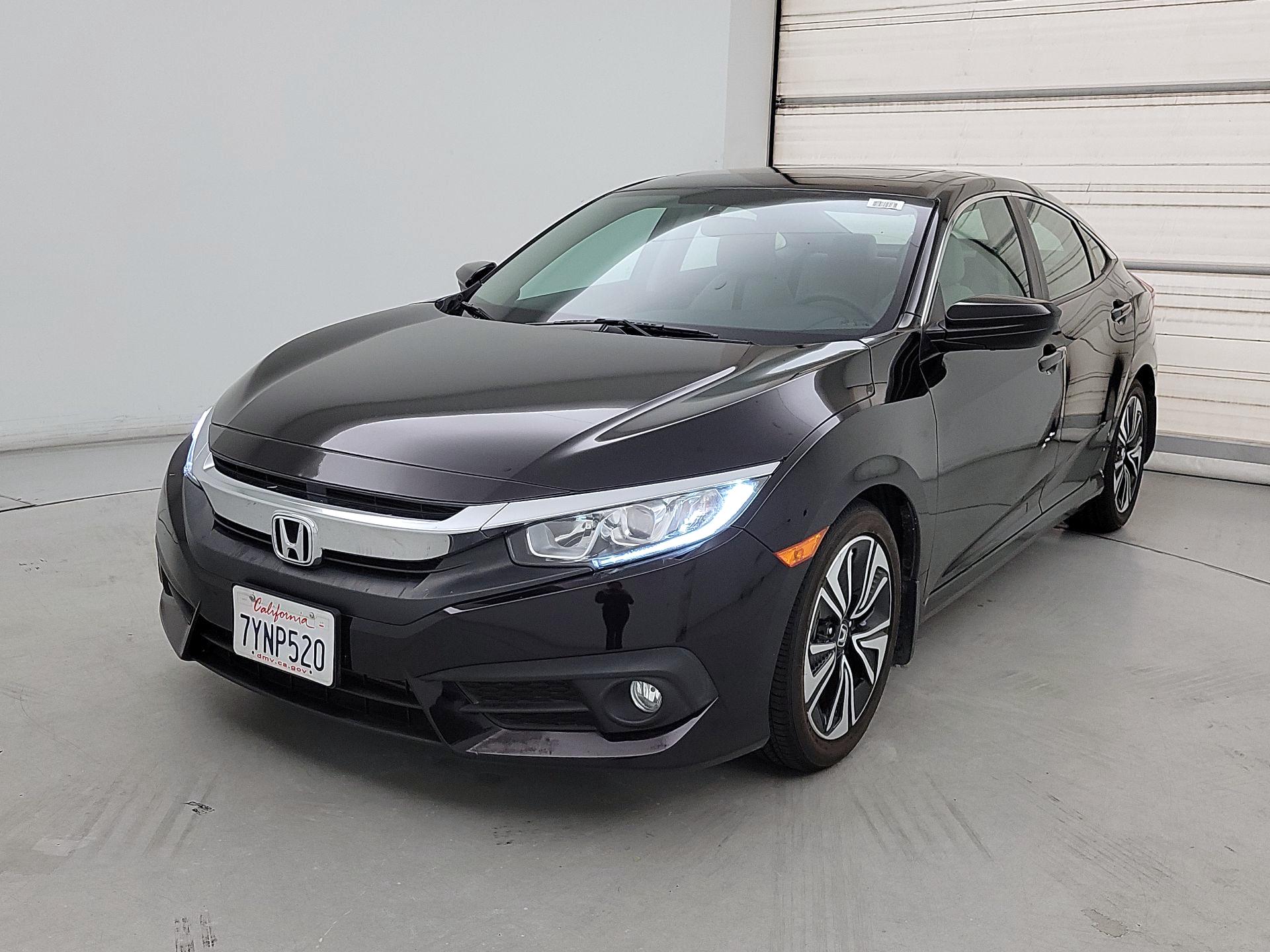 Thumbnail: 2016 Honda Civic - 3