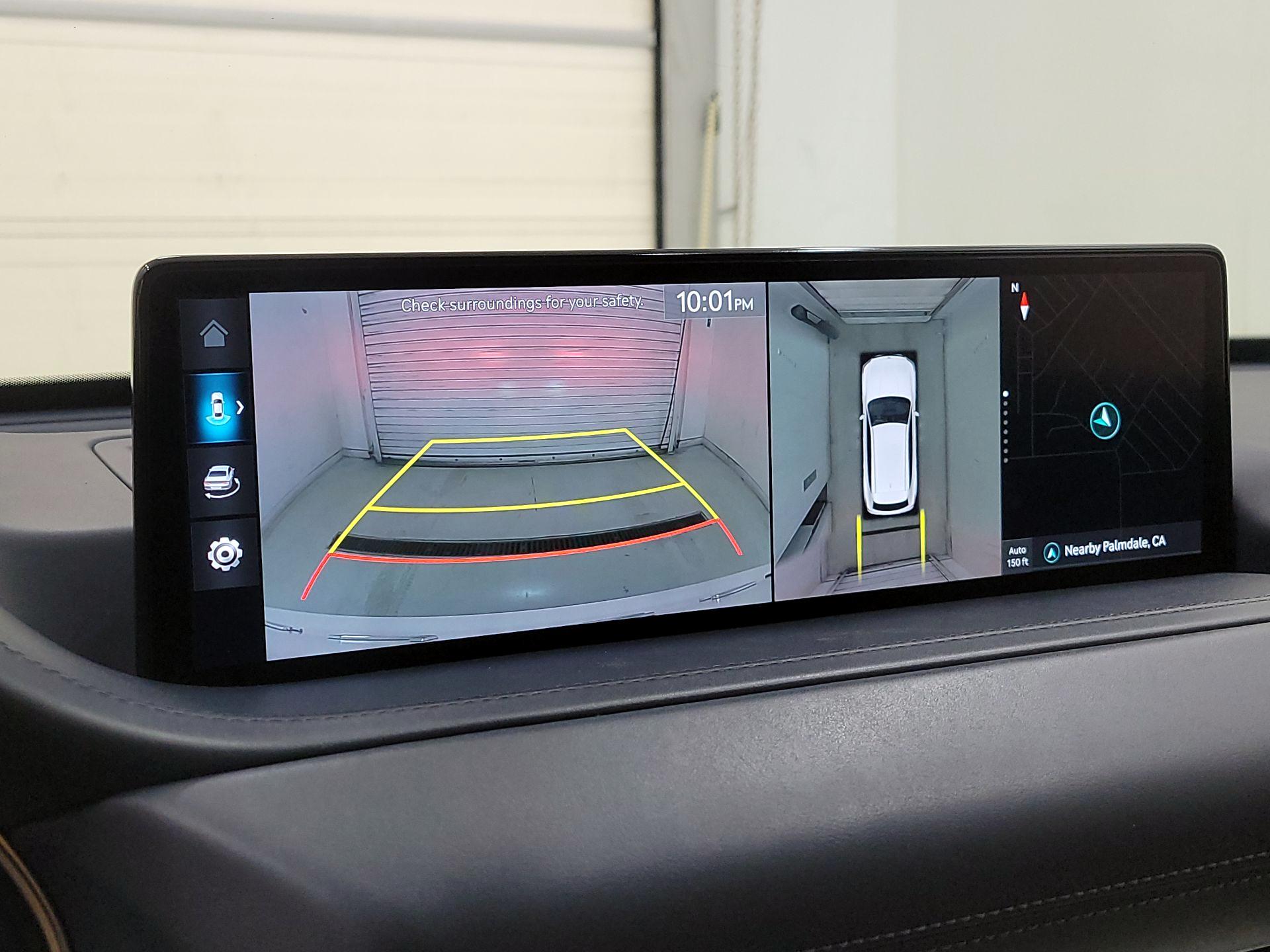 Thumbnail: 2023 Genesis GV80 - 13