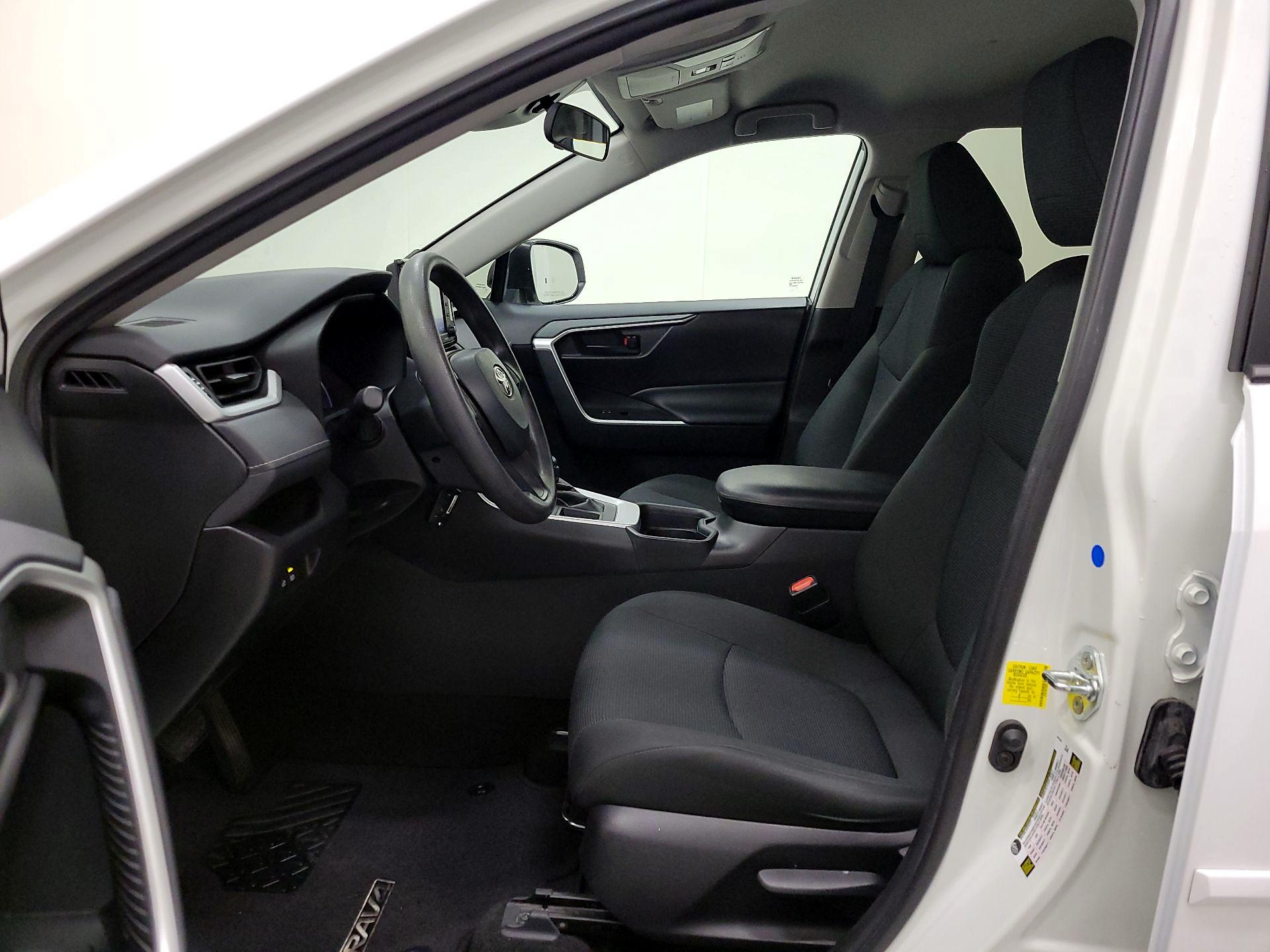 Thumbnail: 2021 Toyota RAV4 - 11