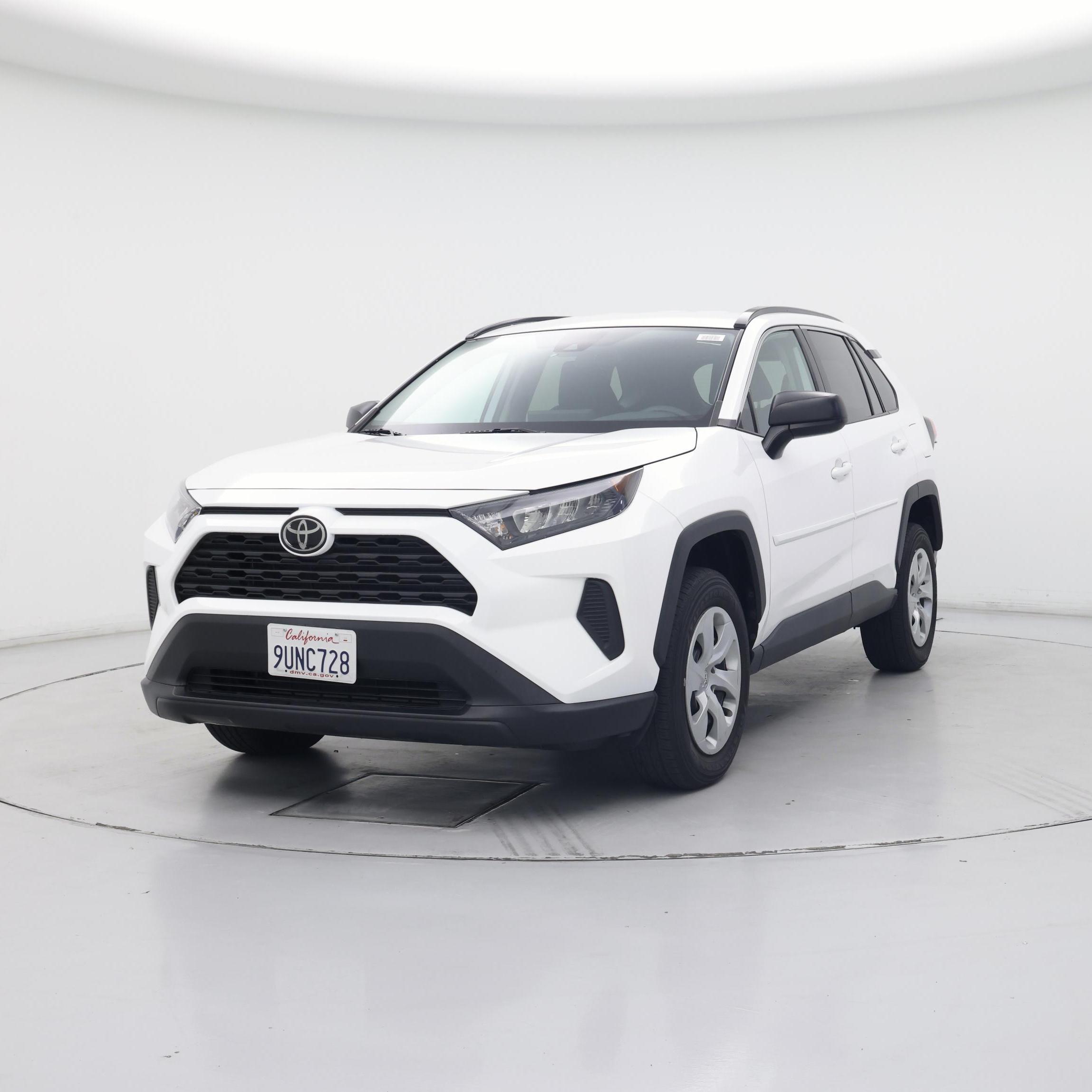 Thumbnail: 2021 Toyota RAV4 - 4