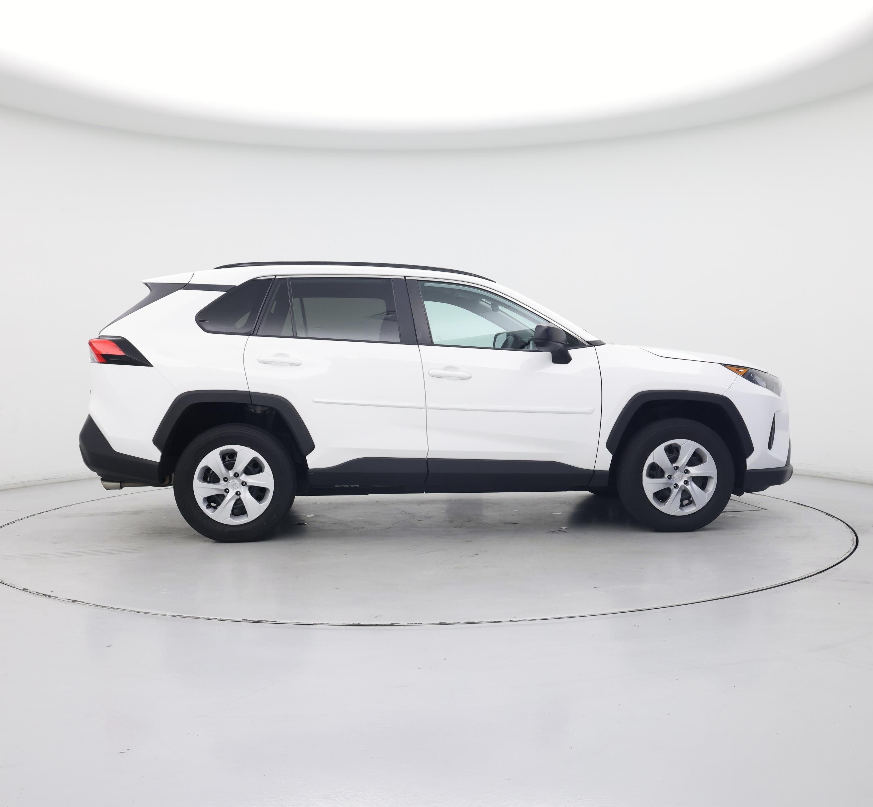 Thumbnail: 2021 Toyota RAV4 - 7