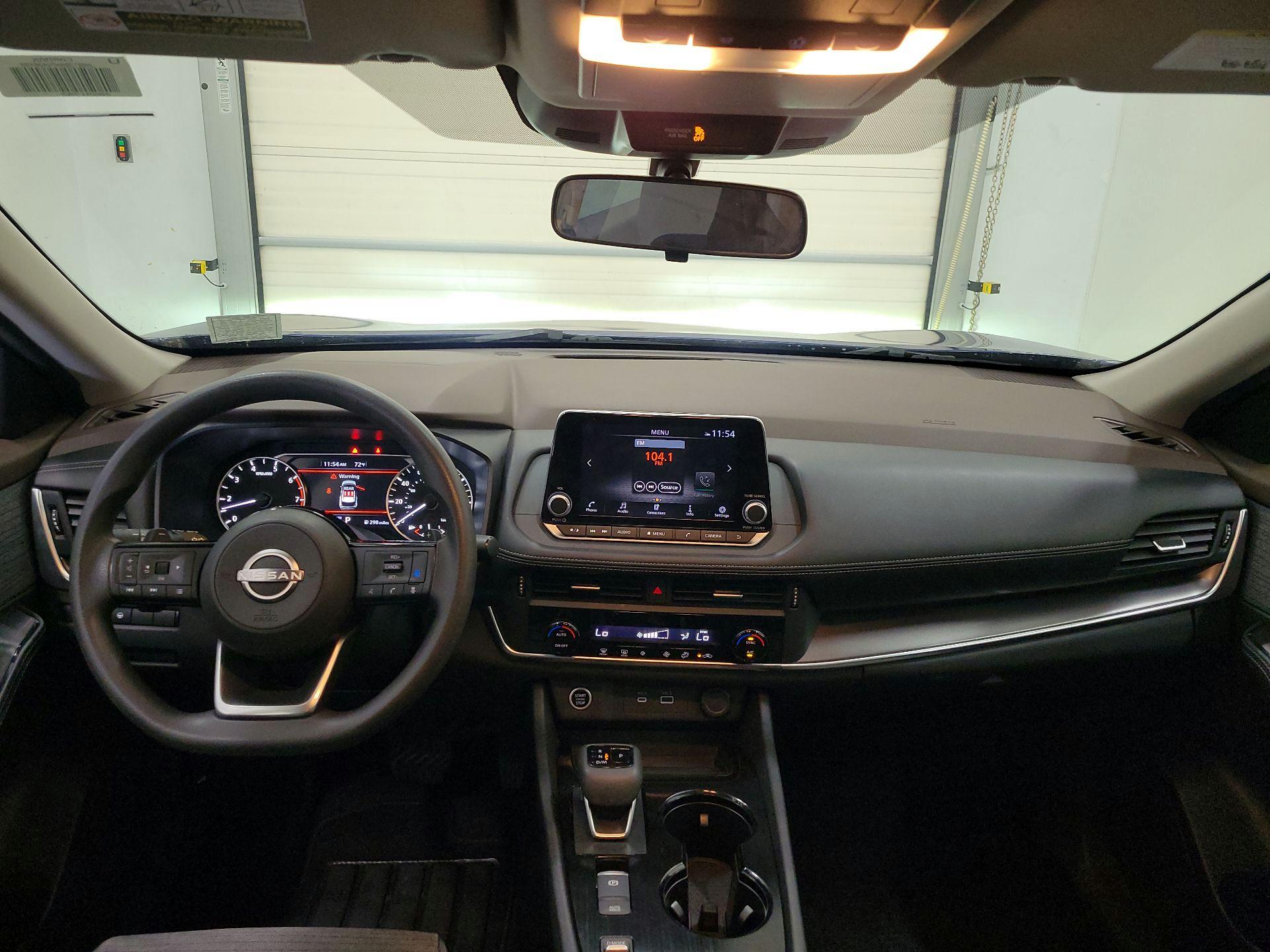 Thumbnail: 2023 Nissan Rogue - 9