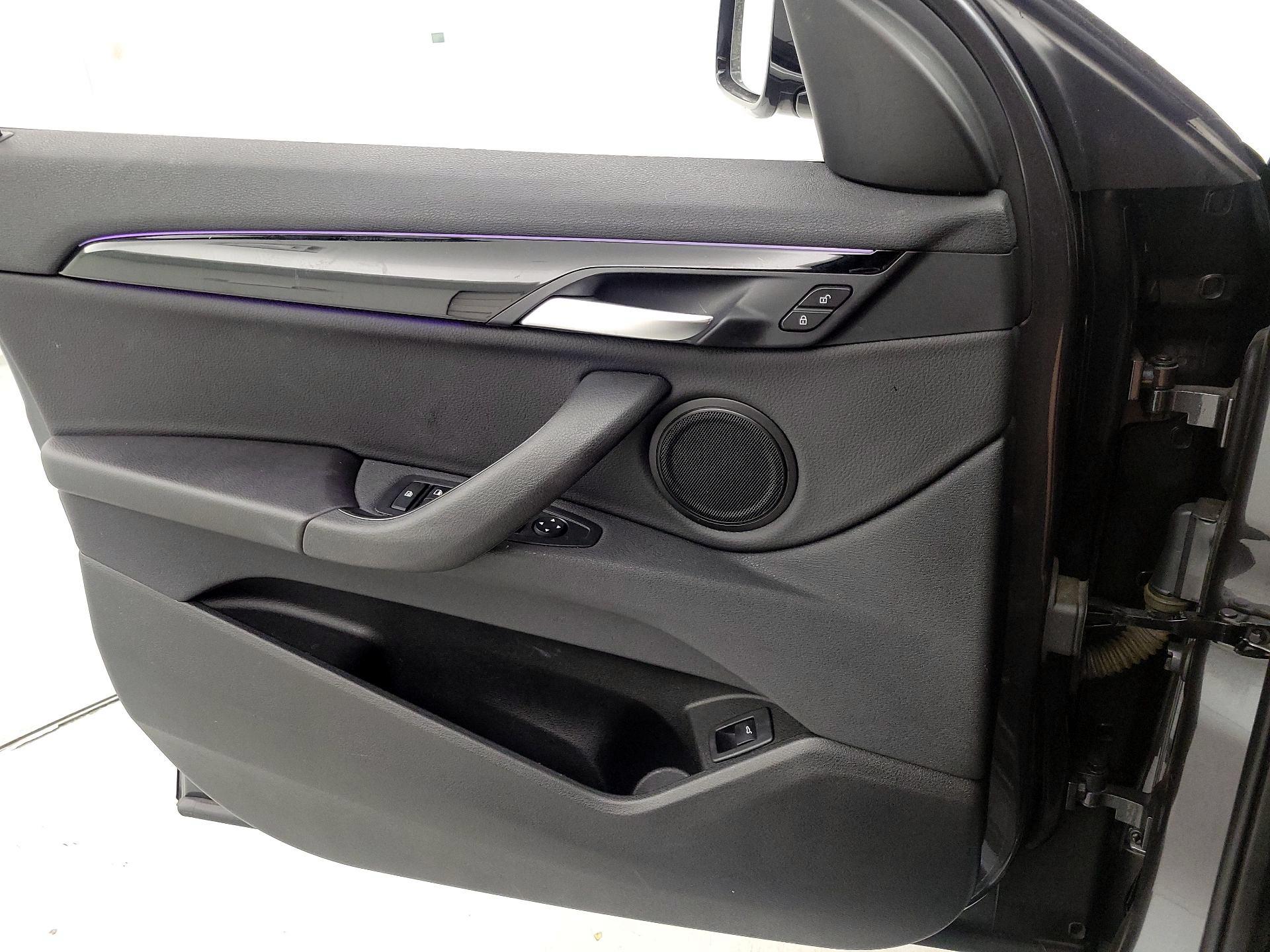 Thumbnail: 2021 BMW X2 - 12