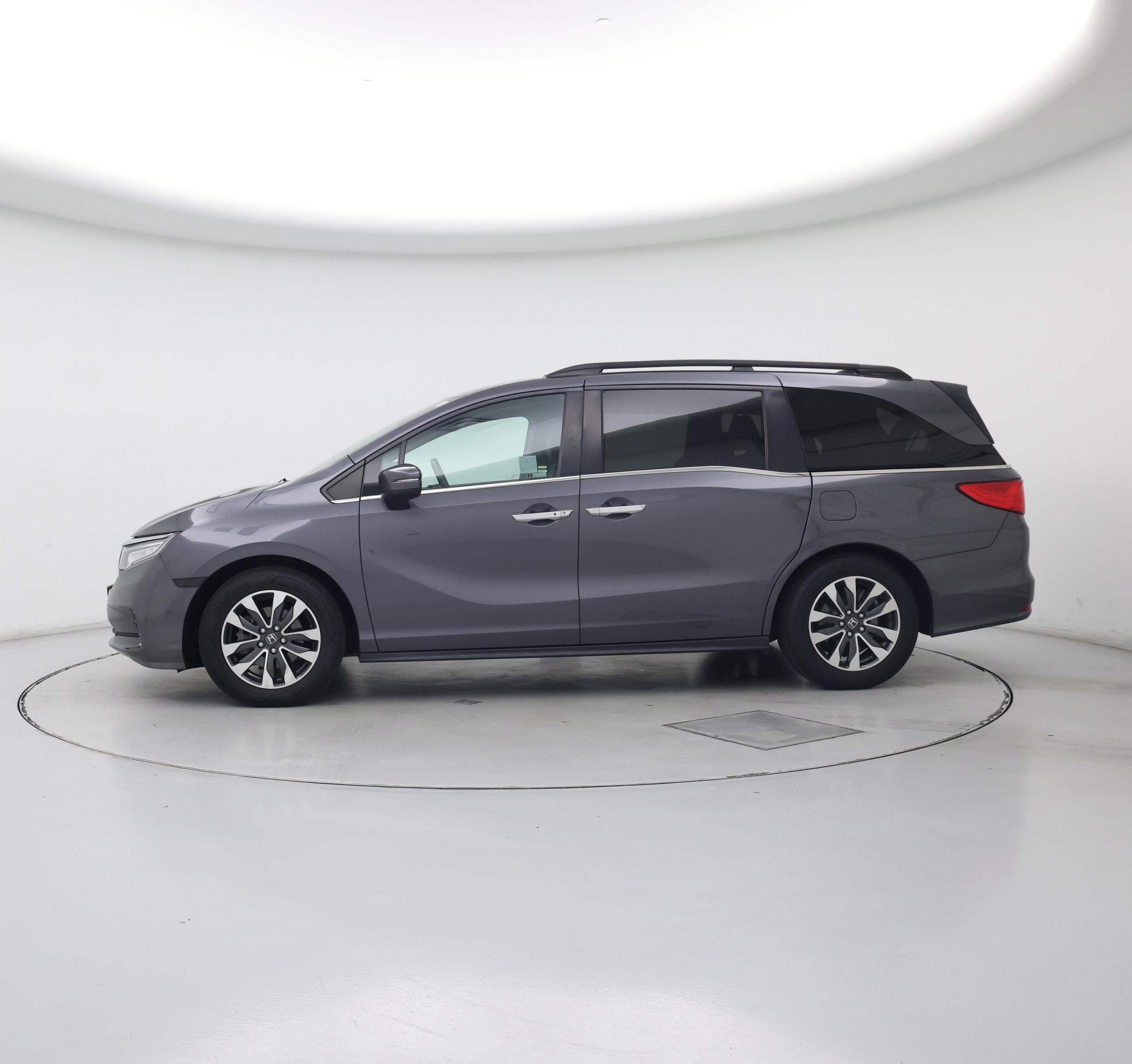 Thumbnail: 2022 Honda Odyssey - 3