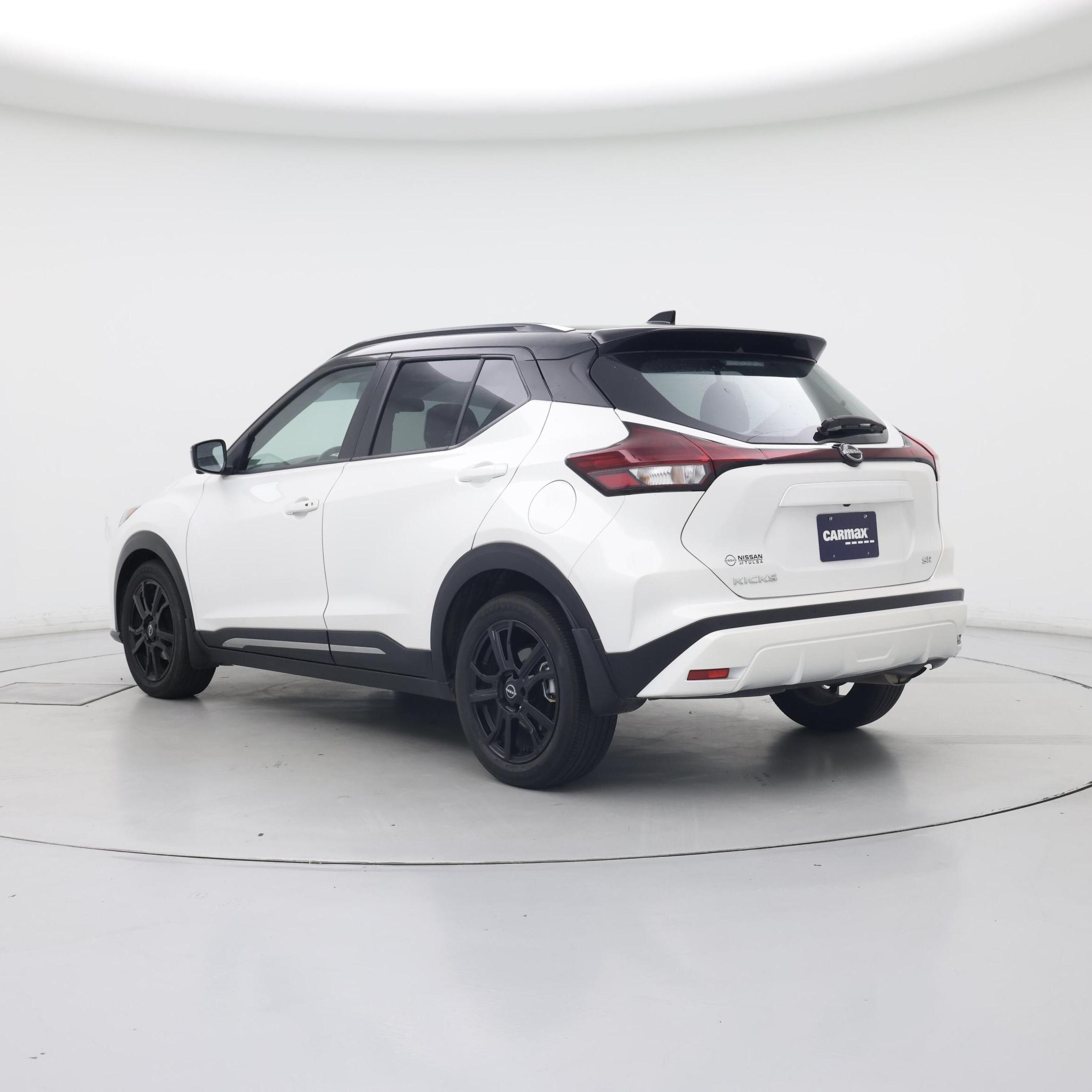 Thumbnail: 2024 Nissan Kicks - 2