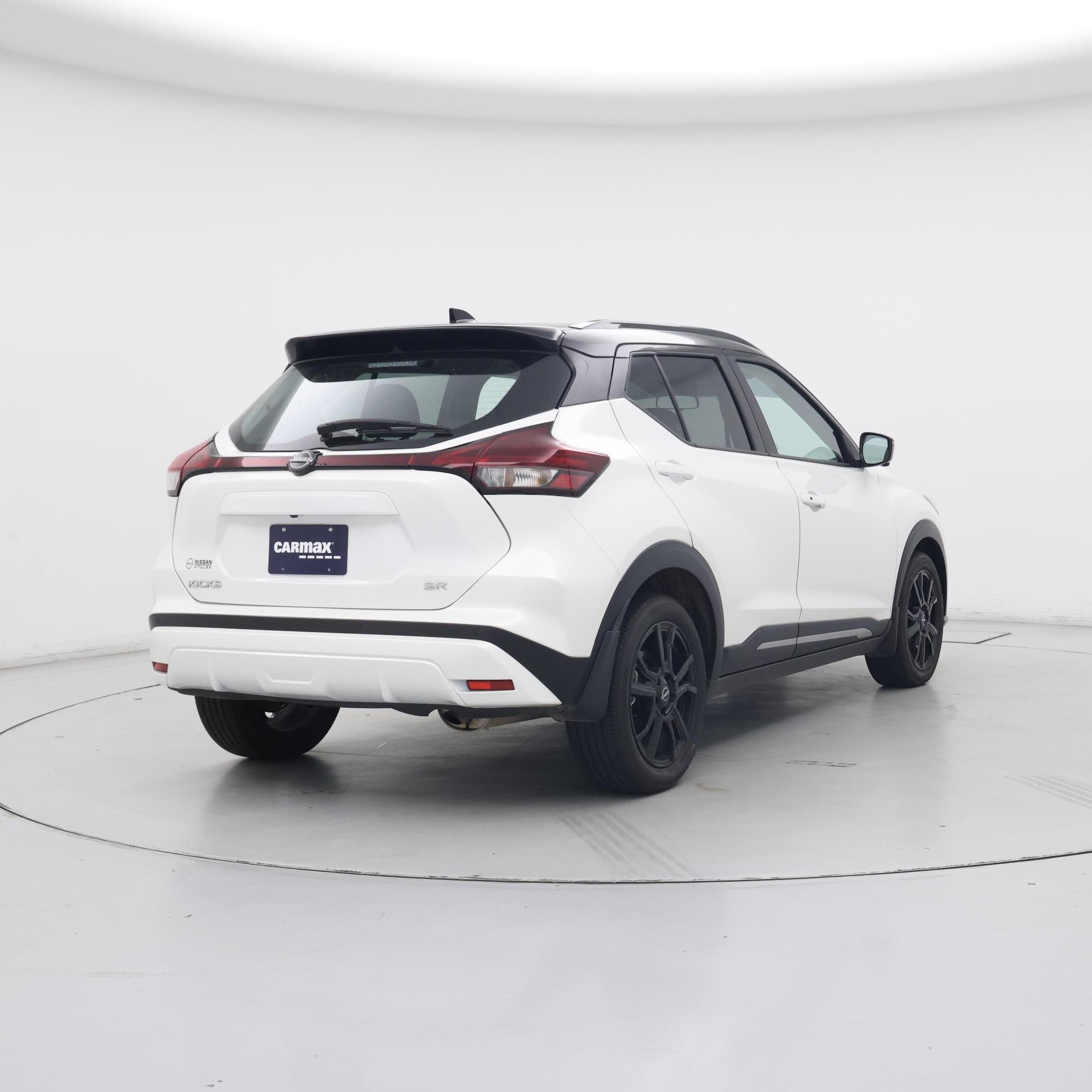 Thumbnail: 2024 Nissan Kicks - 8