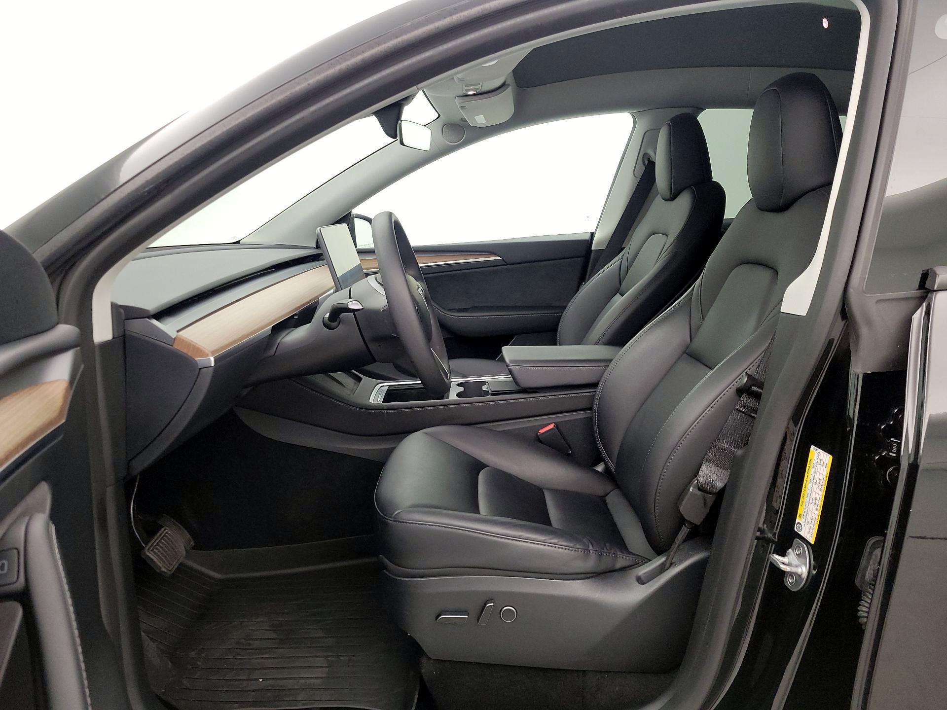 Thumbnail: 2023 Tesla Model Y - 11